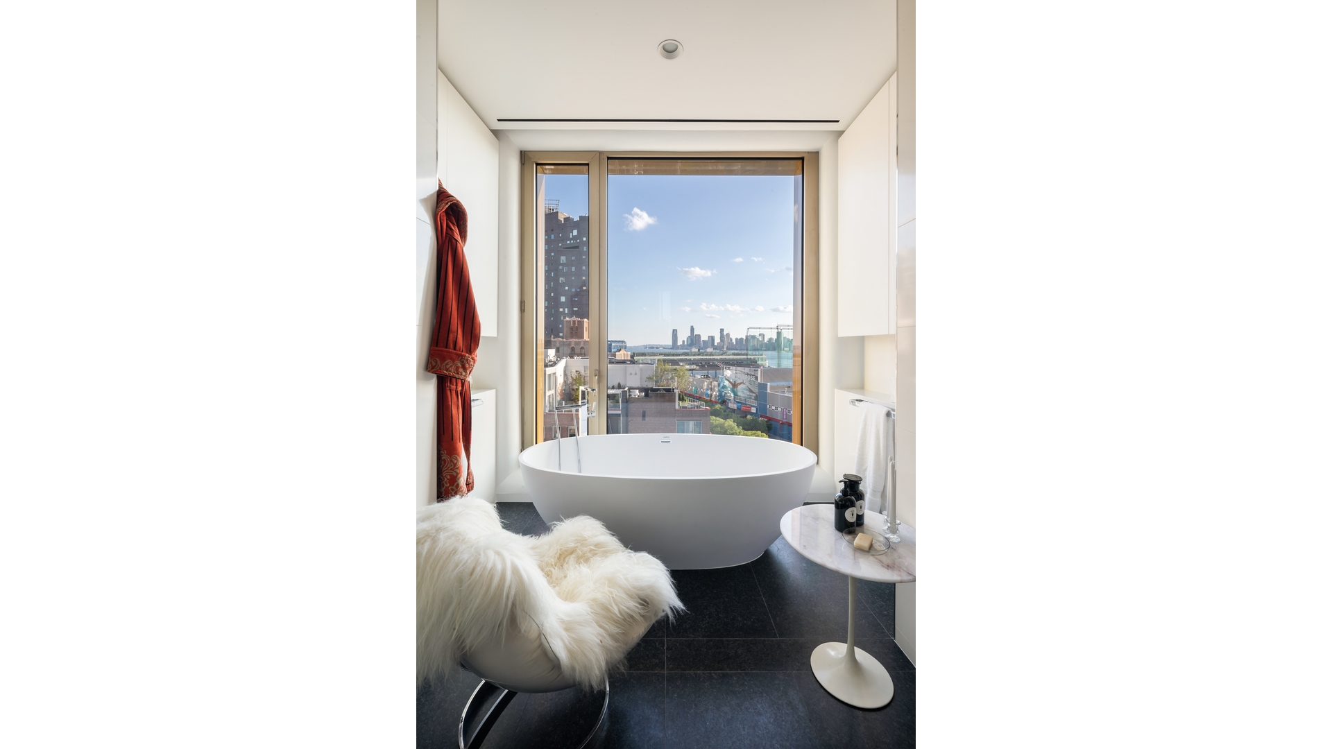 551 W 21ST Street 8B