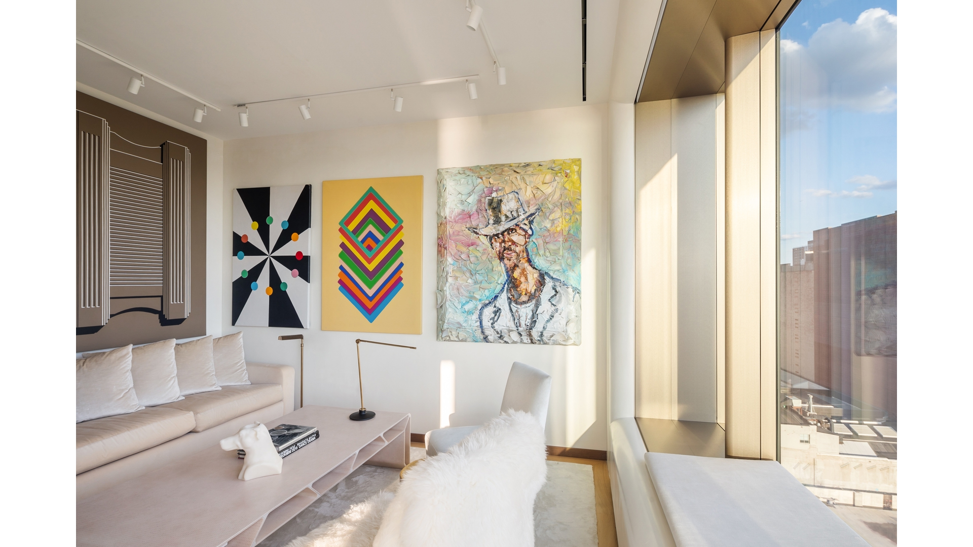 551 W 21ST Street 8B