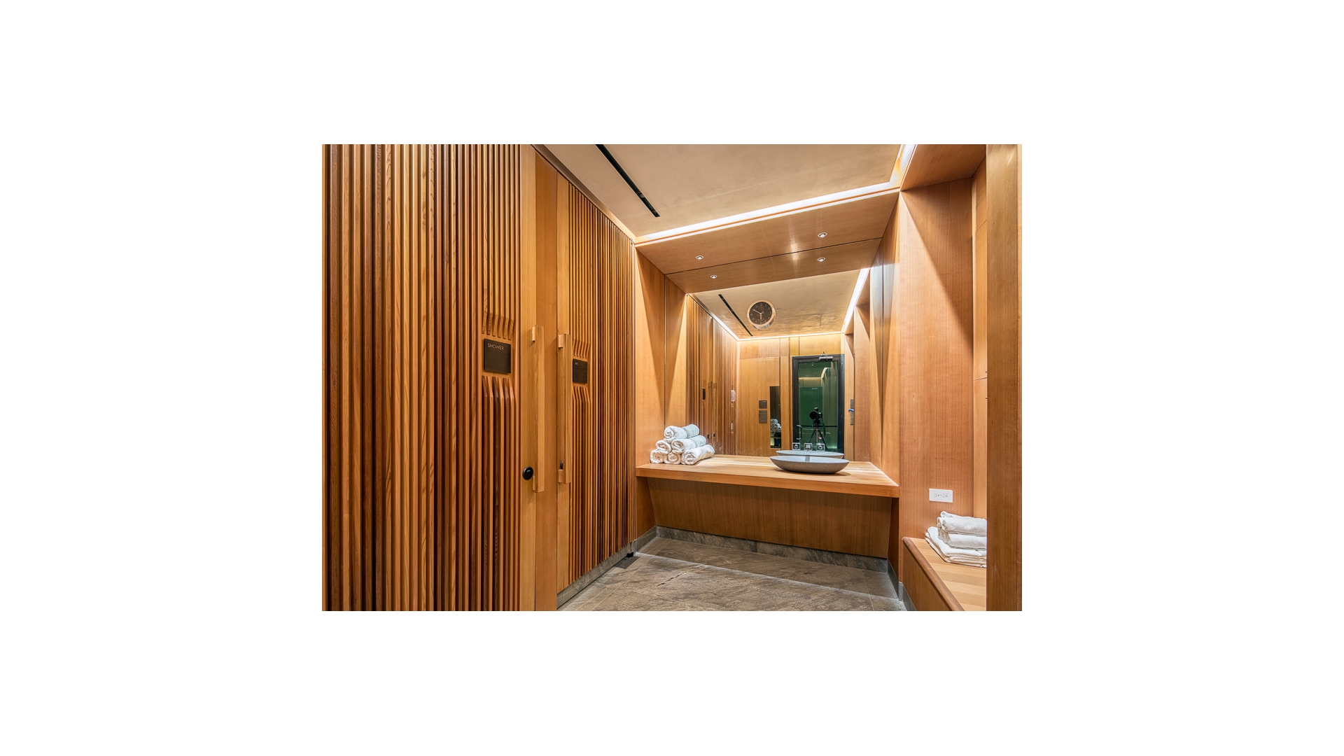 551 W 21ST Street 8B