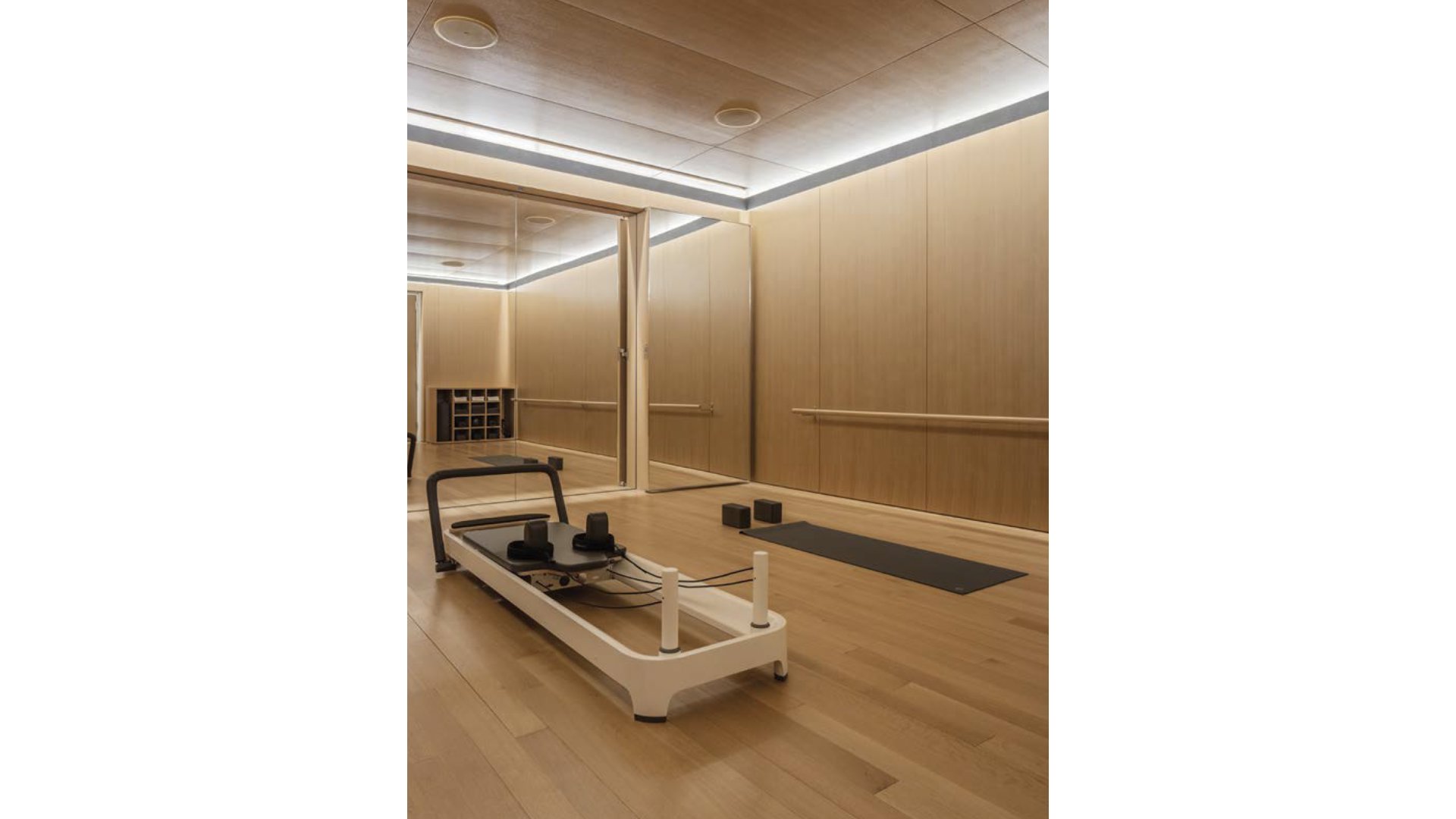 53 W 53RD Street 15I