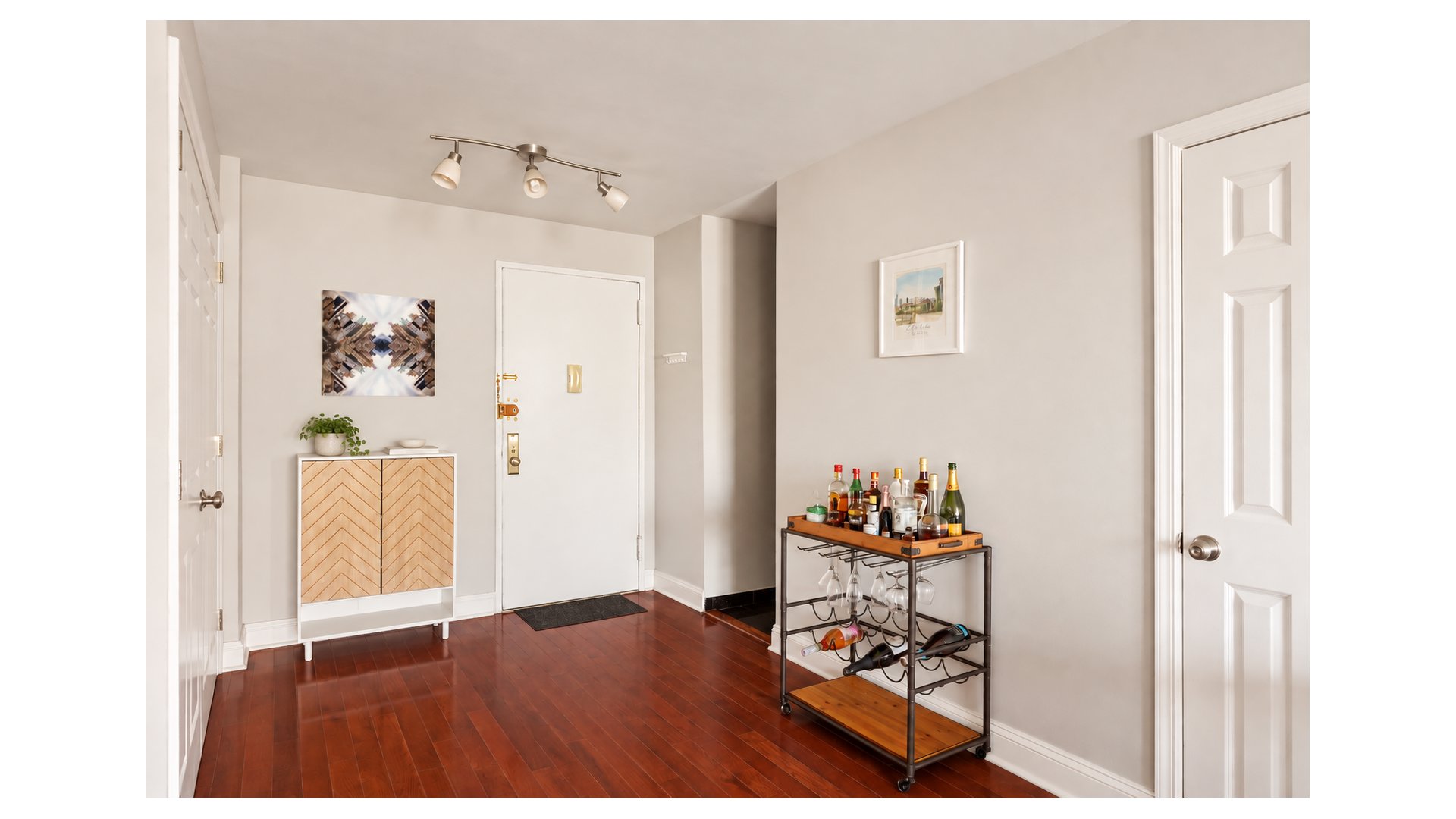 200 E 24TH Street 1708