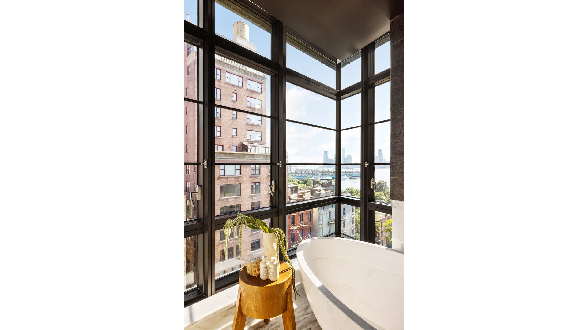 150 CHARLES Street 7CS