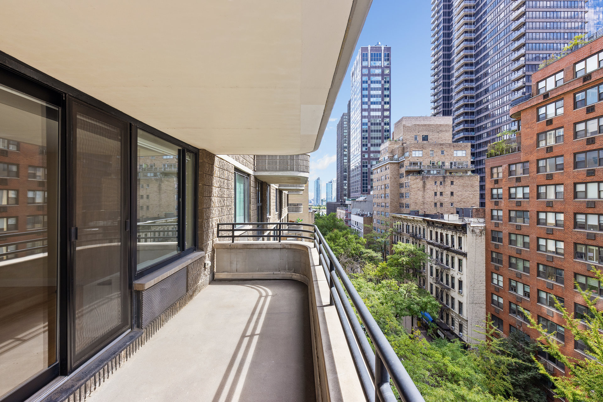 309 E 49TH Street 9B