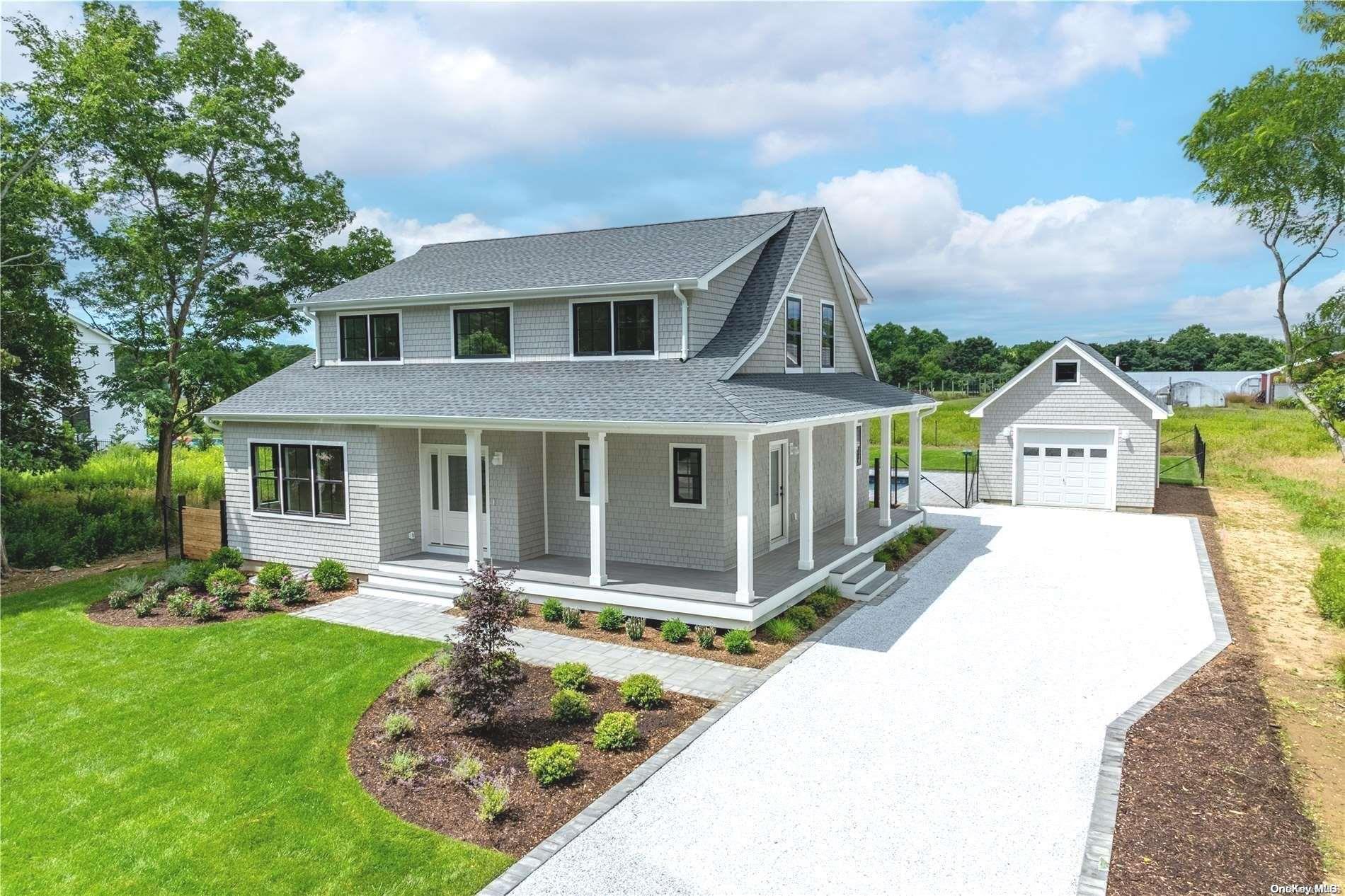 210 Arshamomaque Avenue