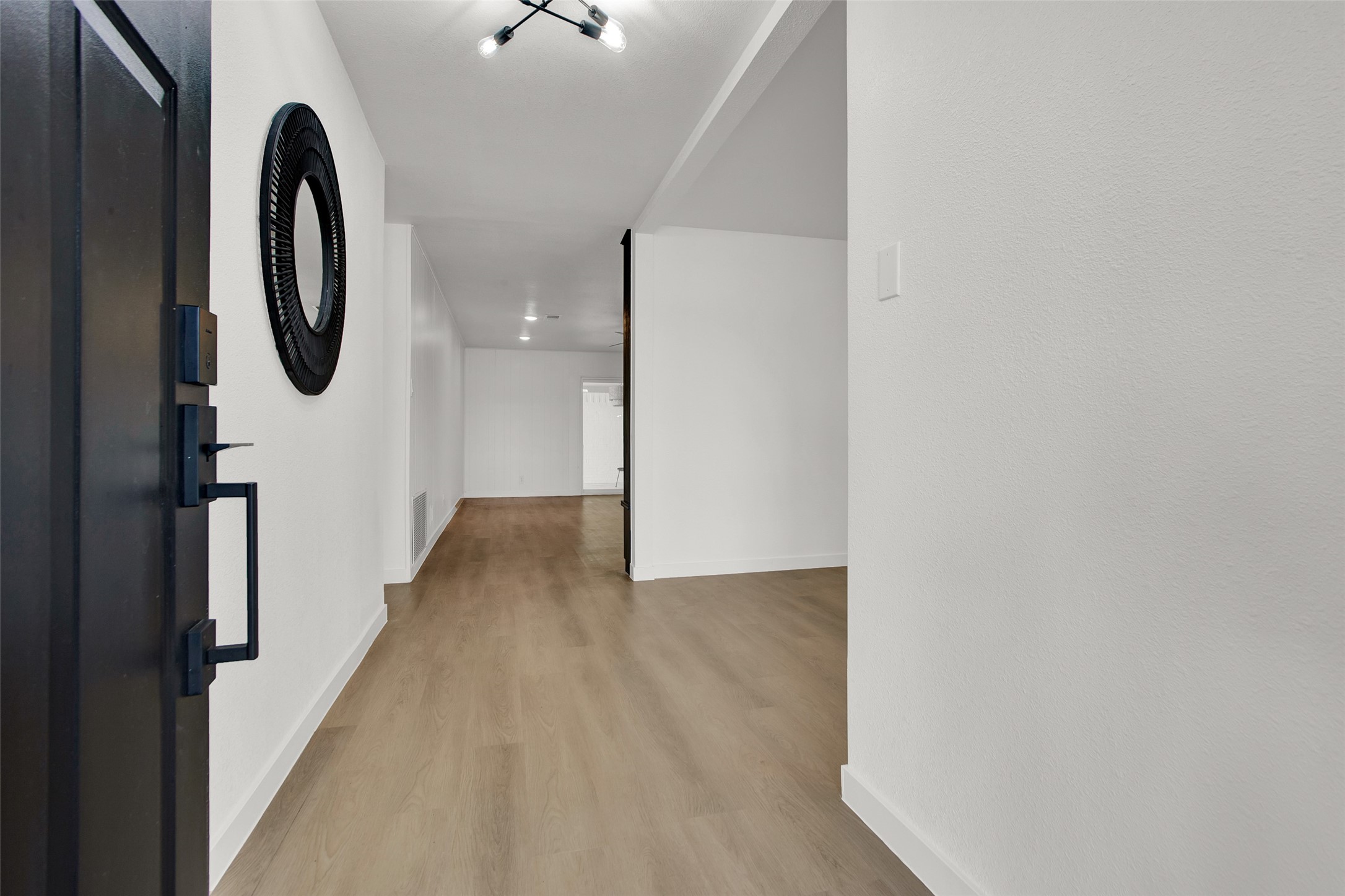 2910 W Crawford Street