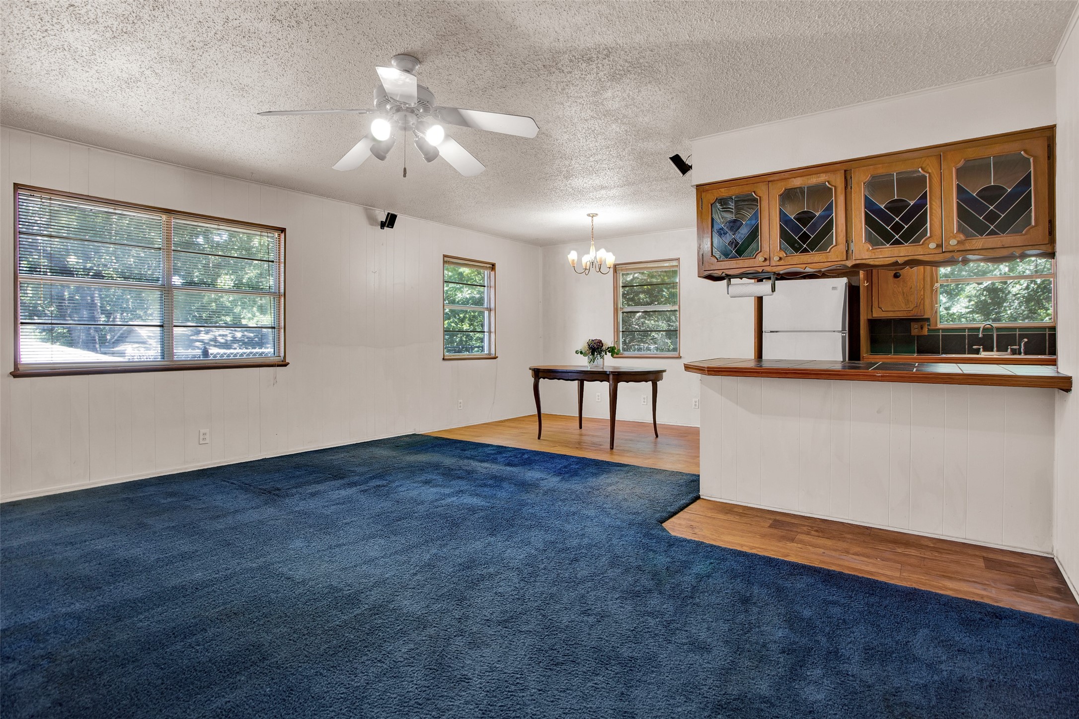 1331 Crestview Drive