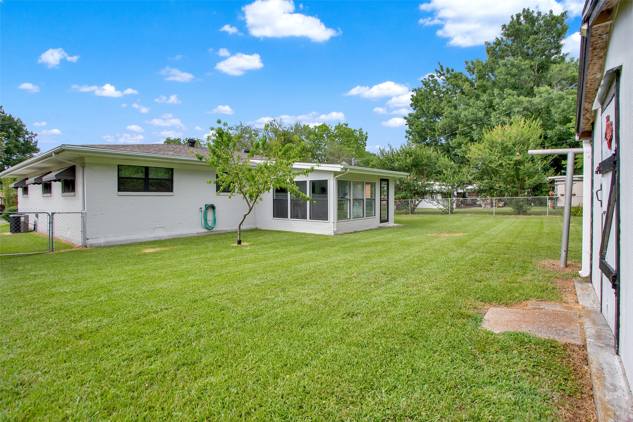 925 S Andrews Avenue