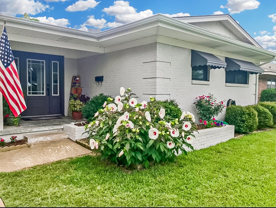 925 S Andrews Avenue