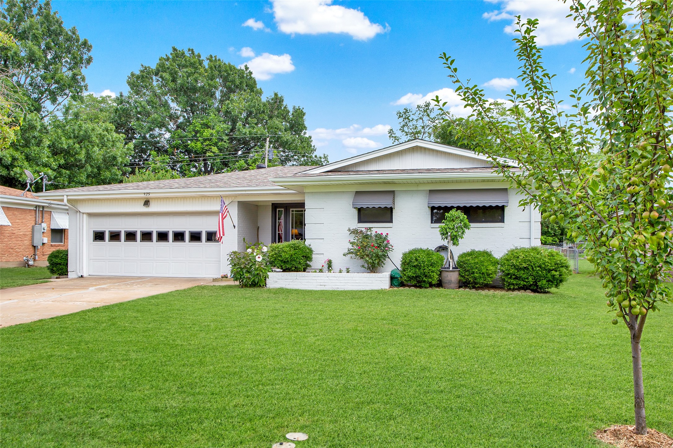925 S Andrews Avenue