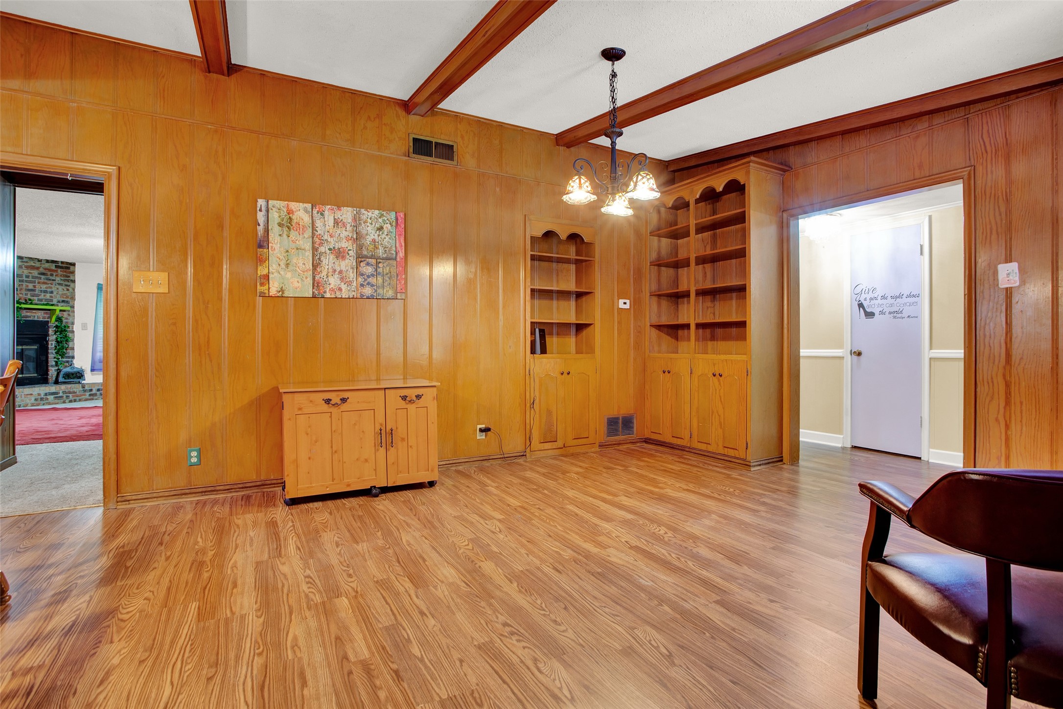 1817 W Belden Street