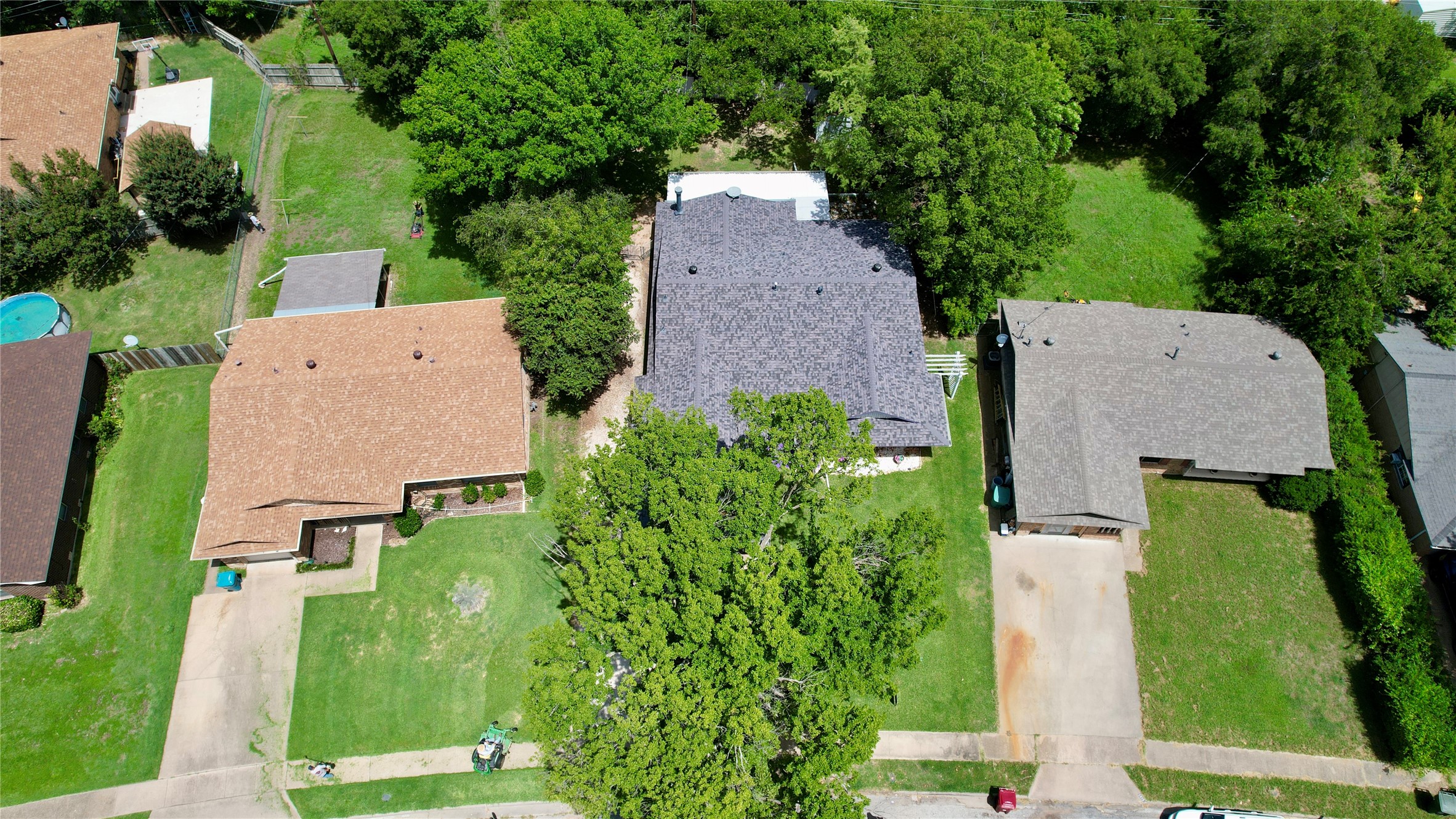 1817 W Belden Street