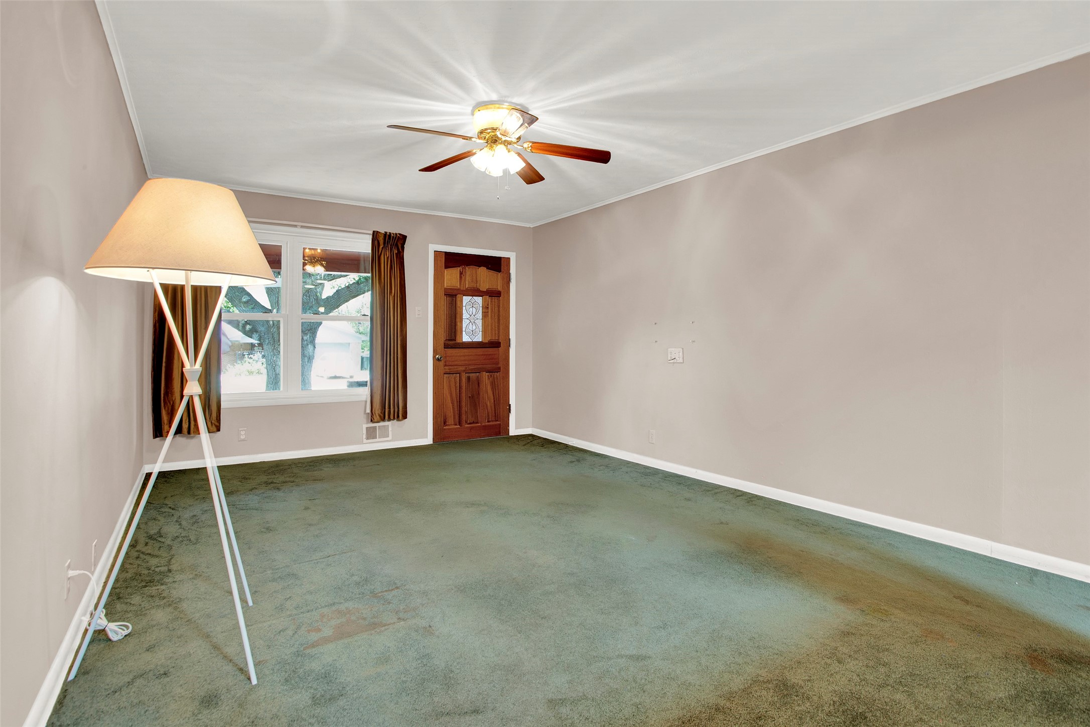 905 S Andrews Avenue