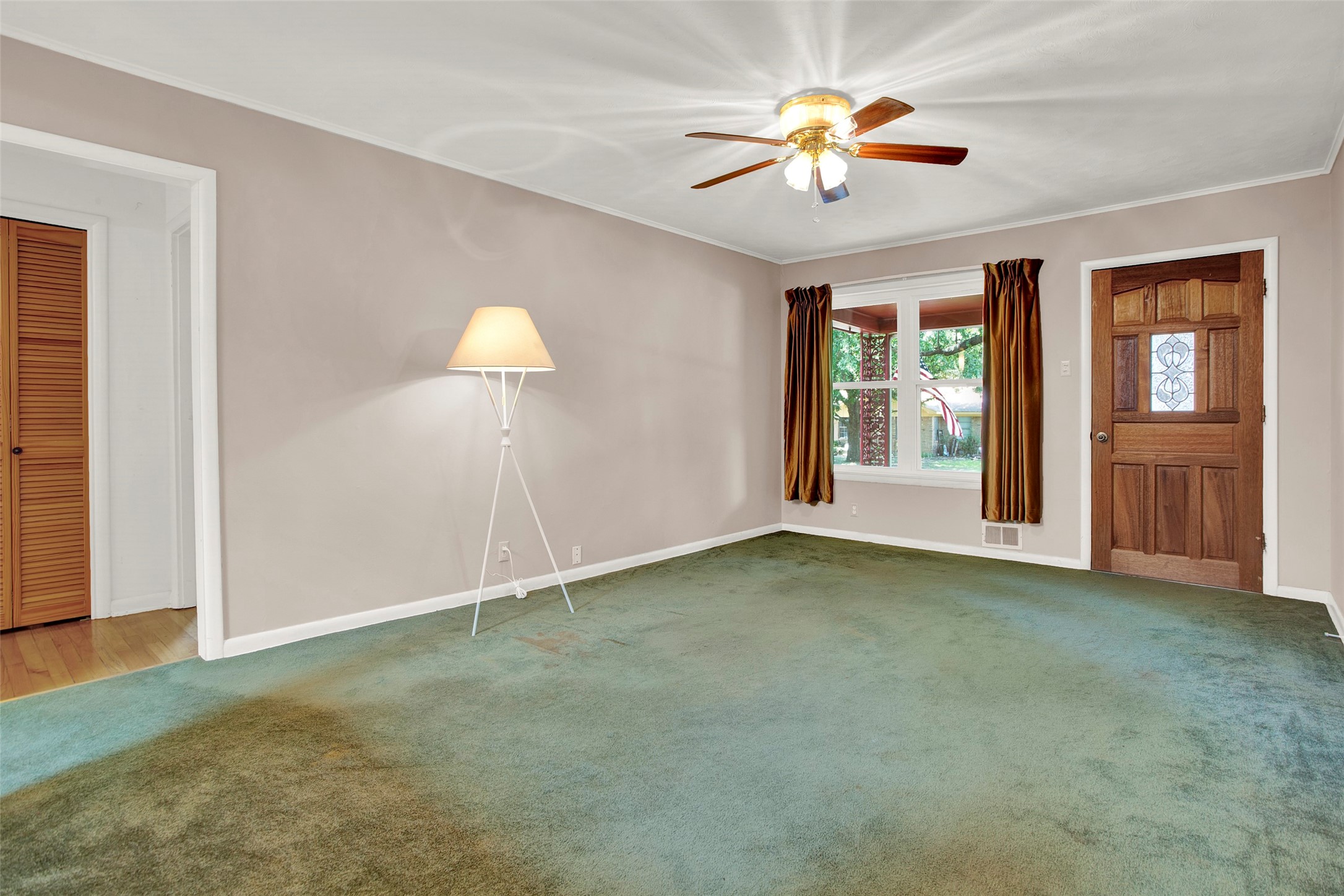 905 S Andrews Avenue