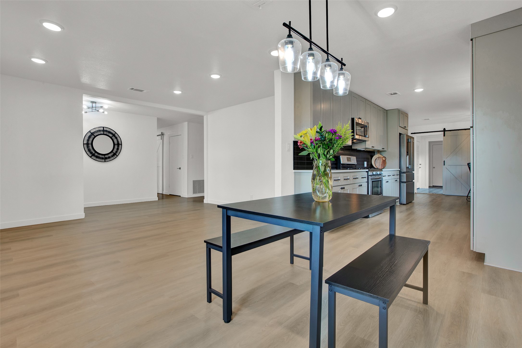 2910 W Crawford Street