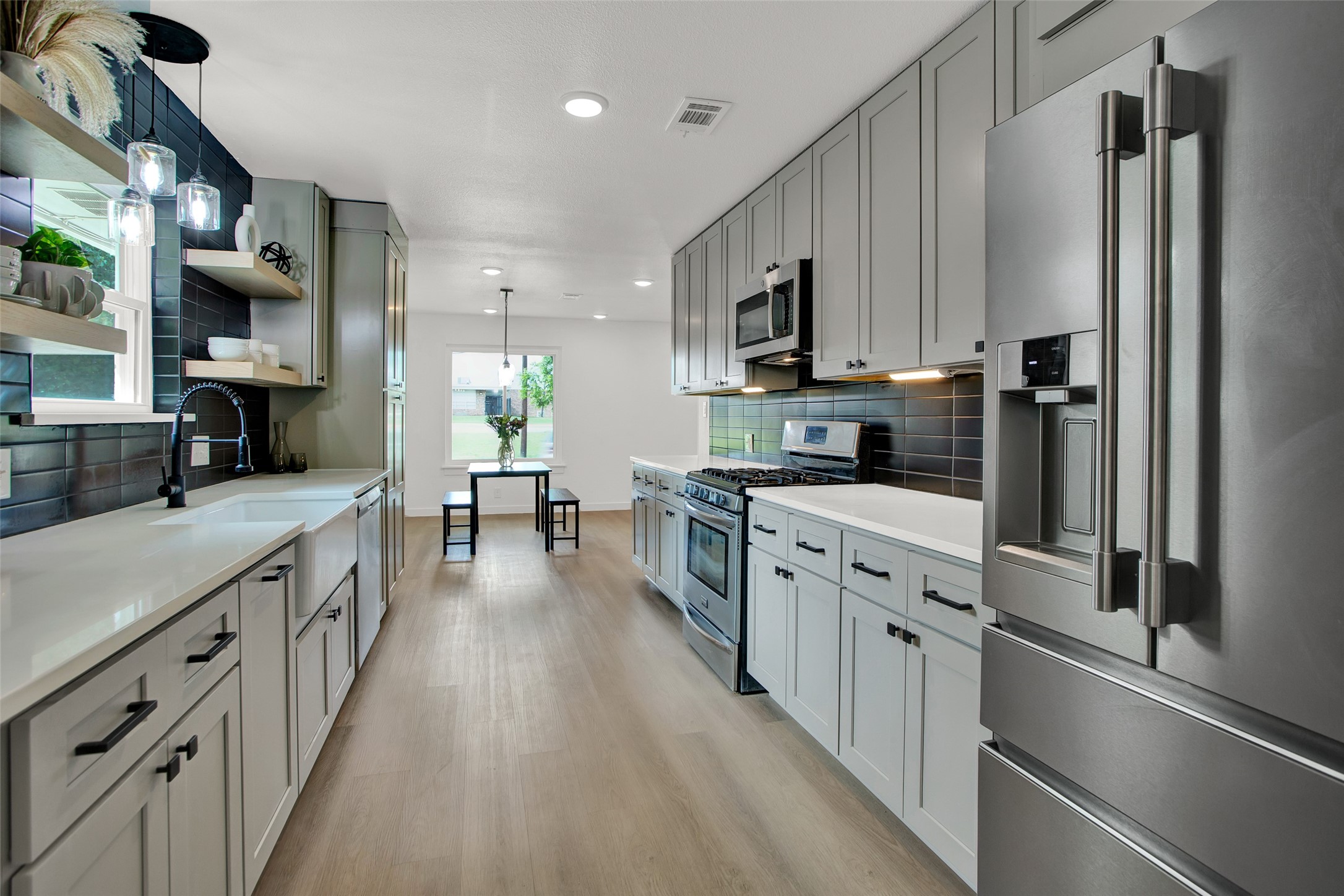 2910 W Crawford Street