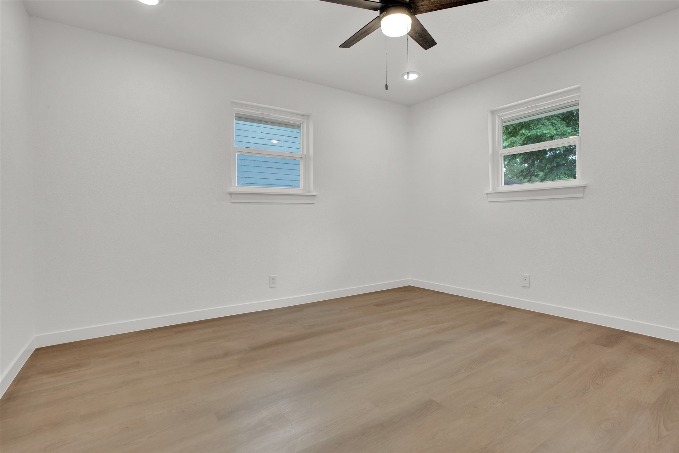 2910 W Crawford Street