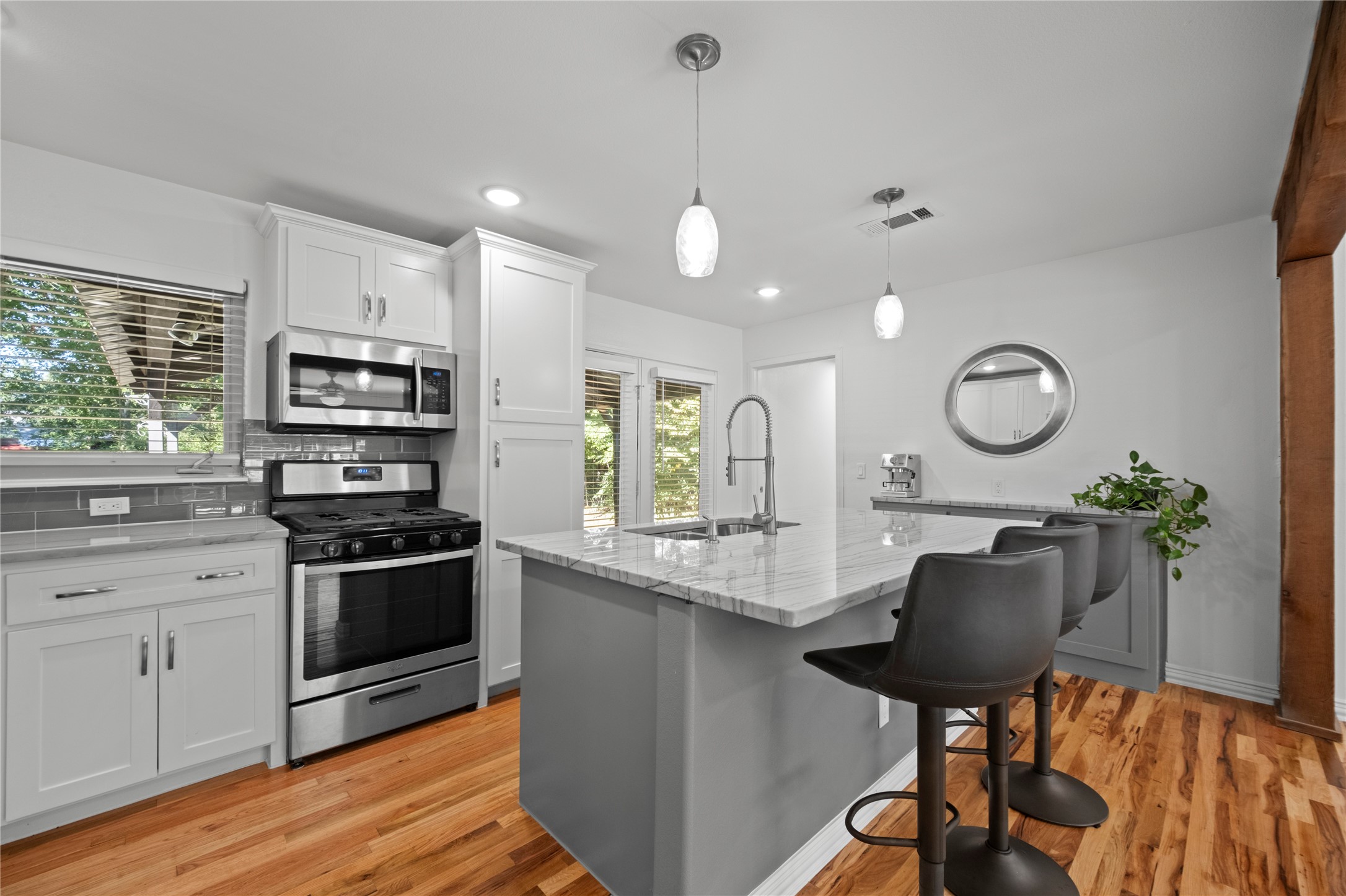 730 S Andrews Avenue