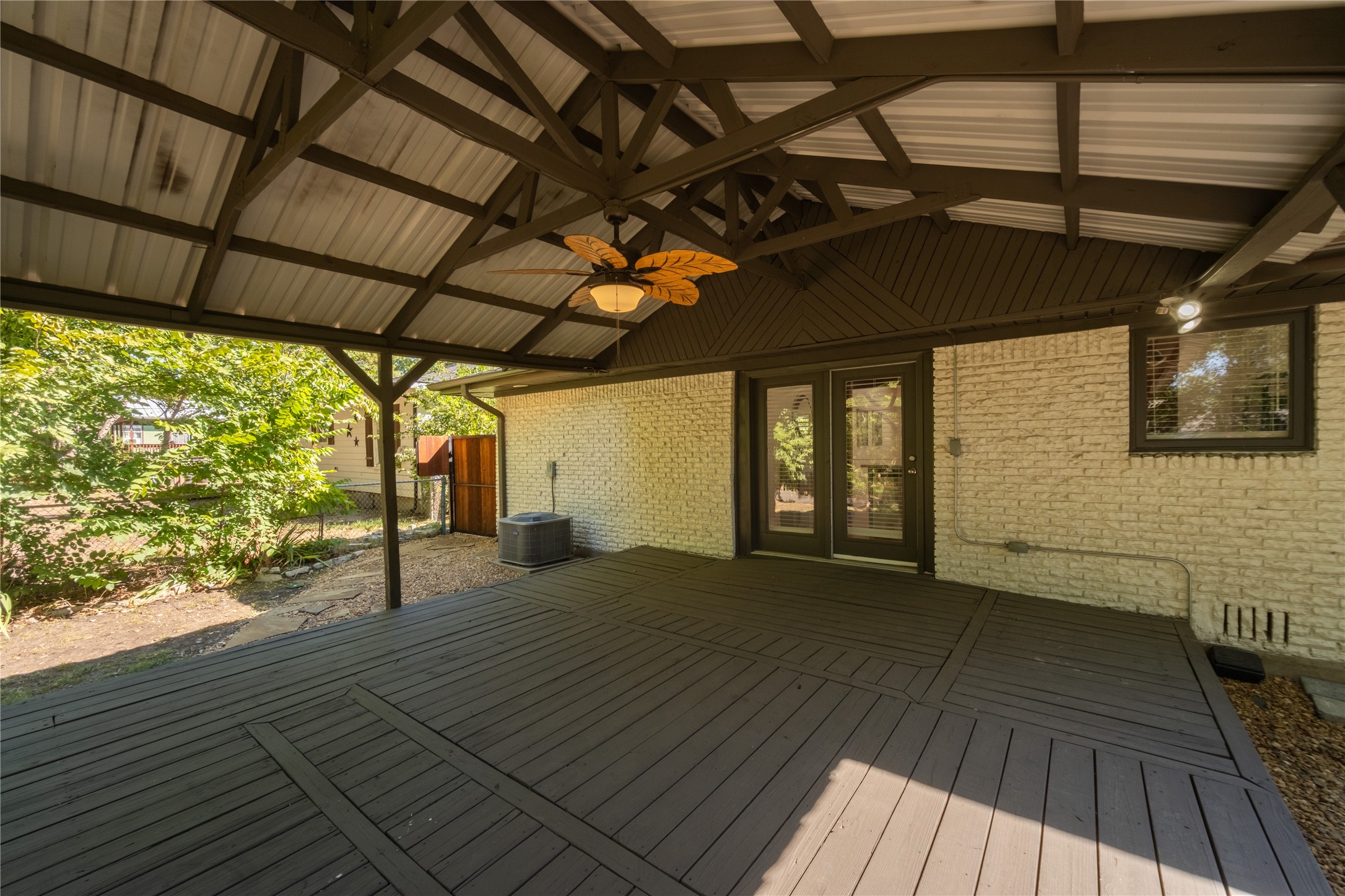 730 S Andrews Avenue