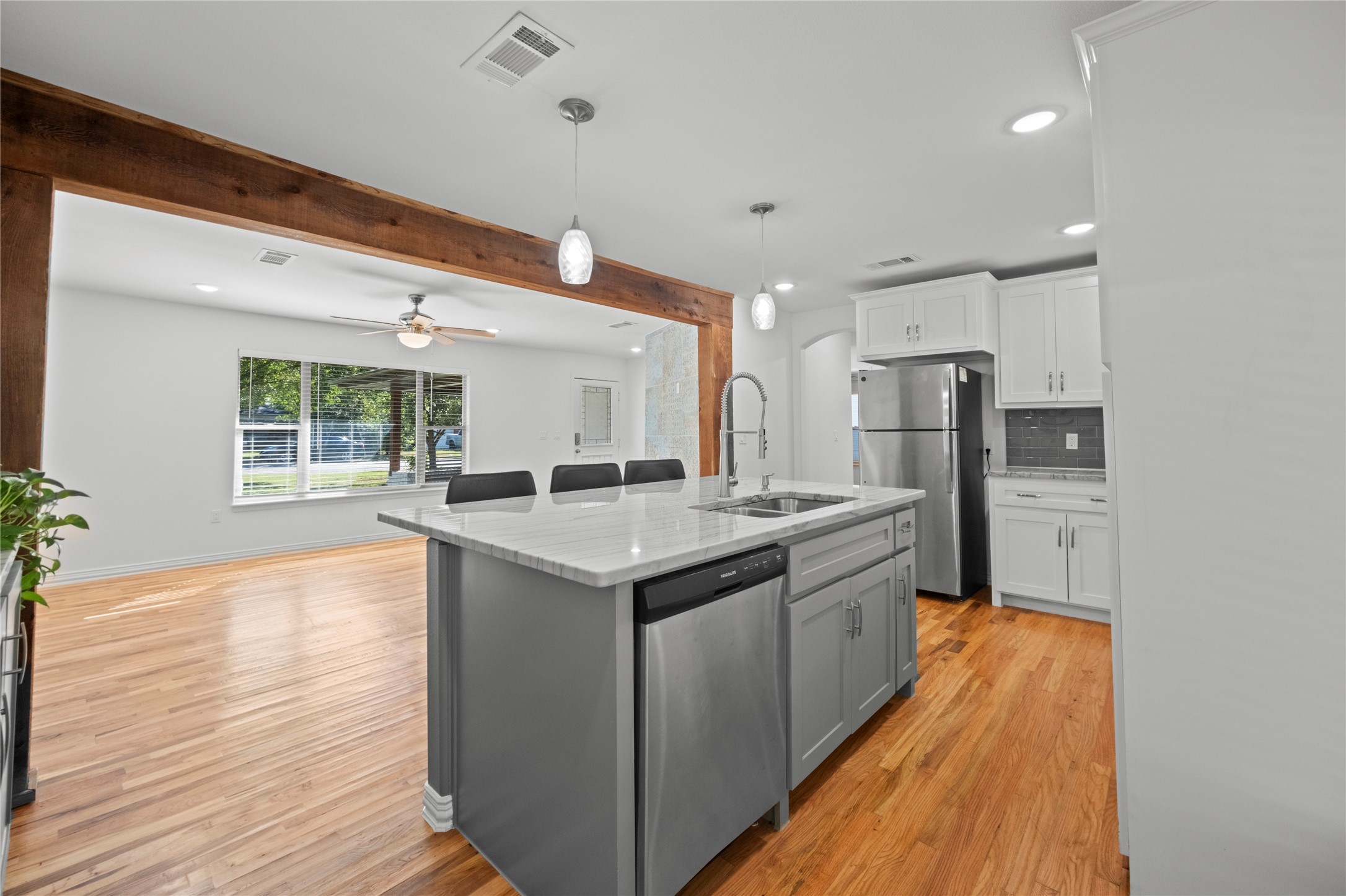 730 S Andrews Avenue