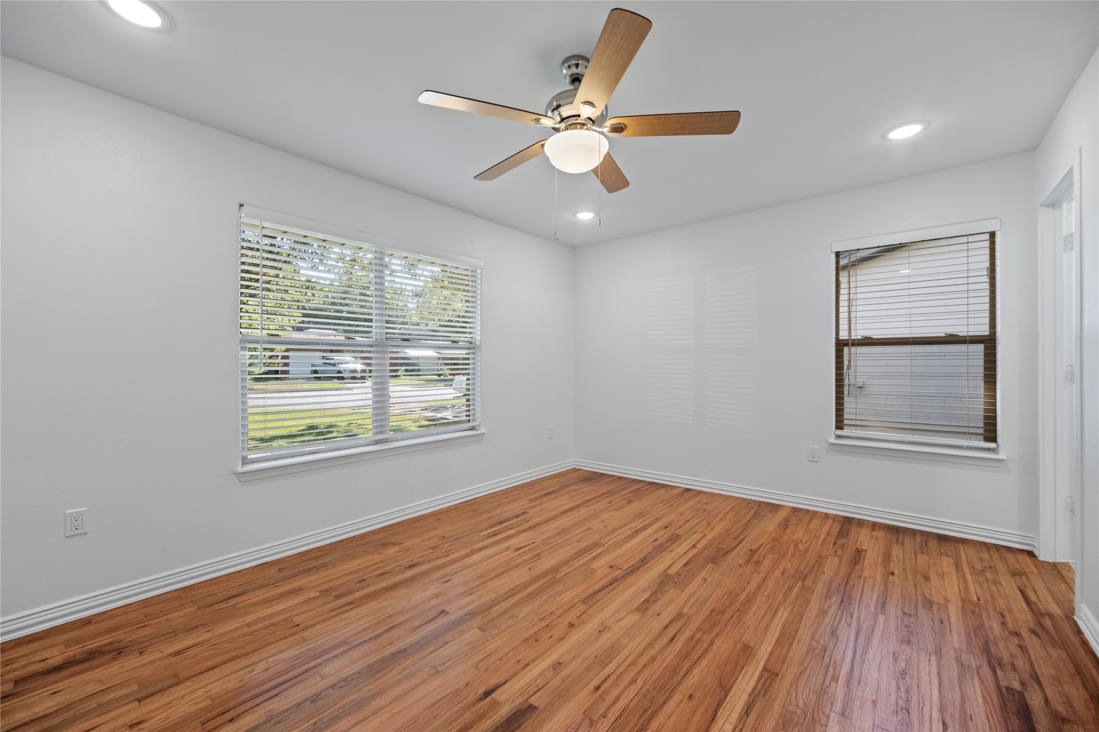 730 S Andrews Avenue