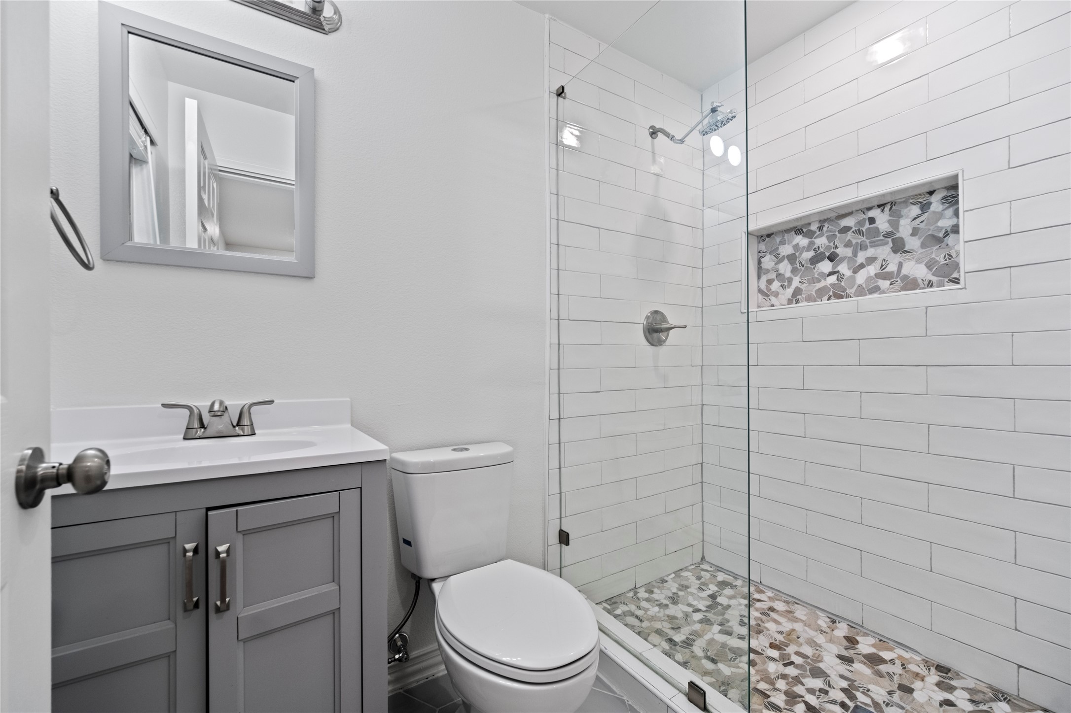 730 S Andrews Avenue