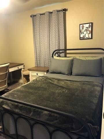 2505 W Center Street