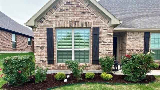 2505 W Center Street