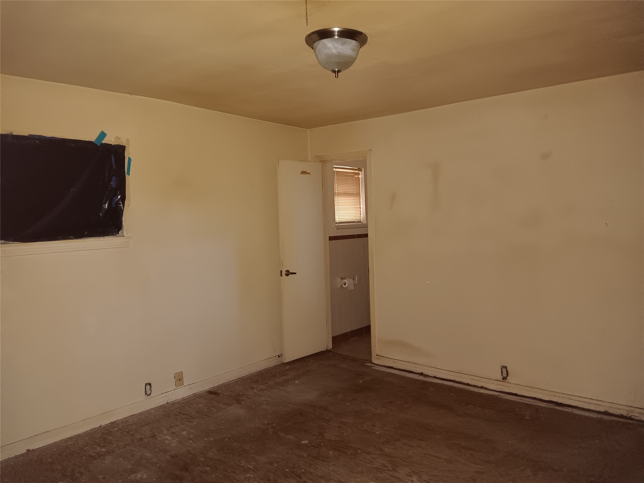 1609 W Woodard Street