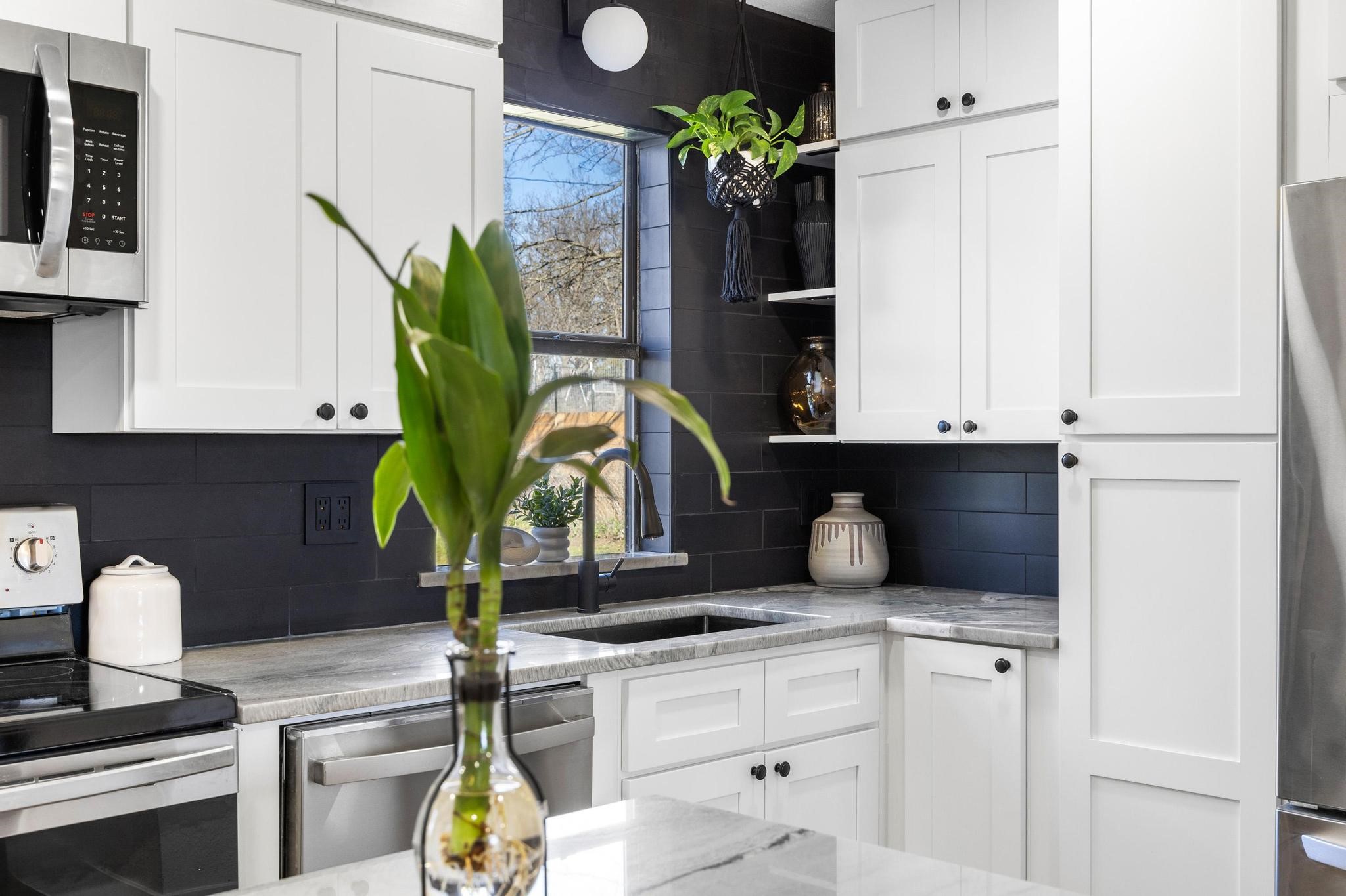 423 E Washington Street