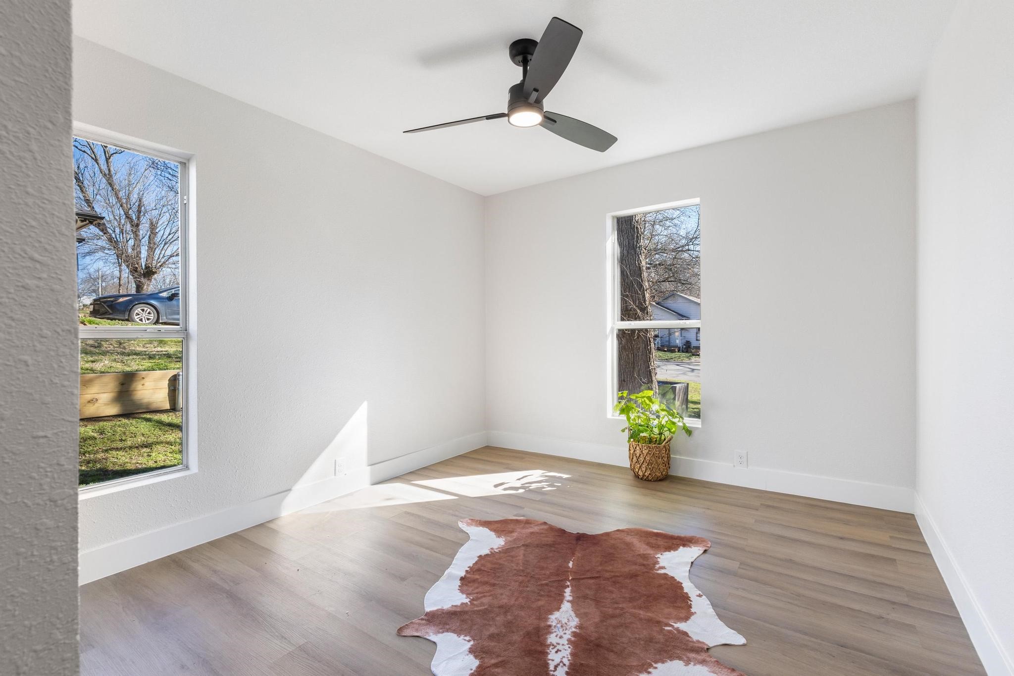 423 E Washington Street