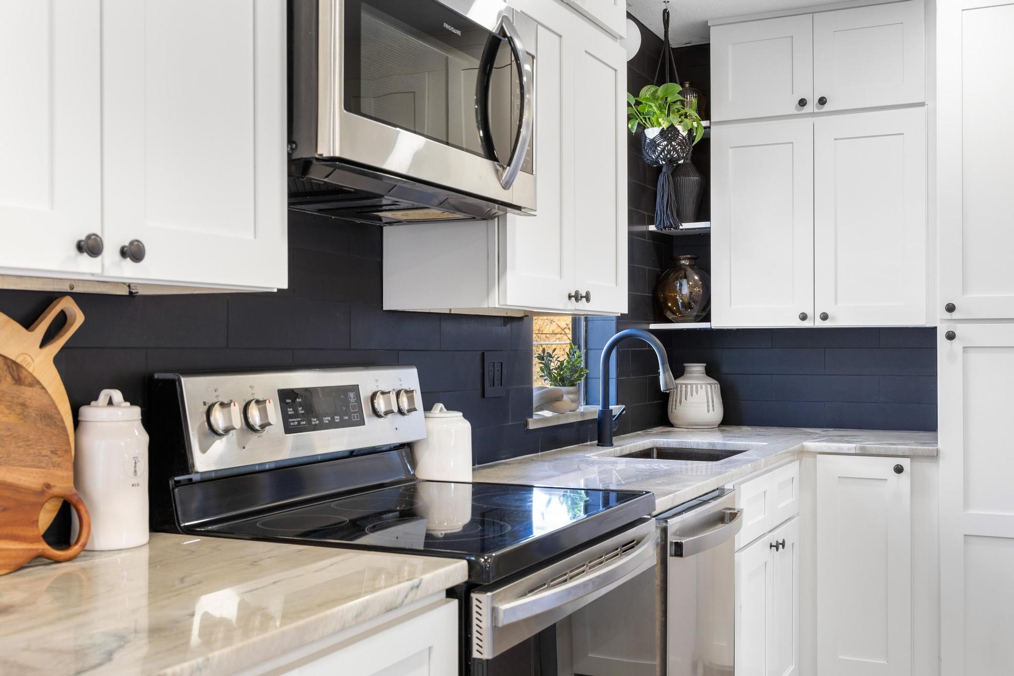 423 E Washington Street