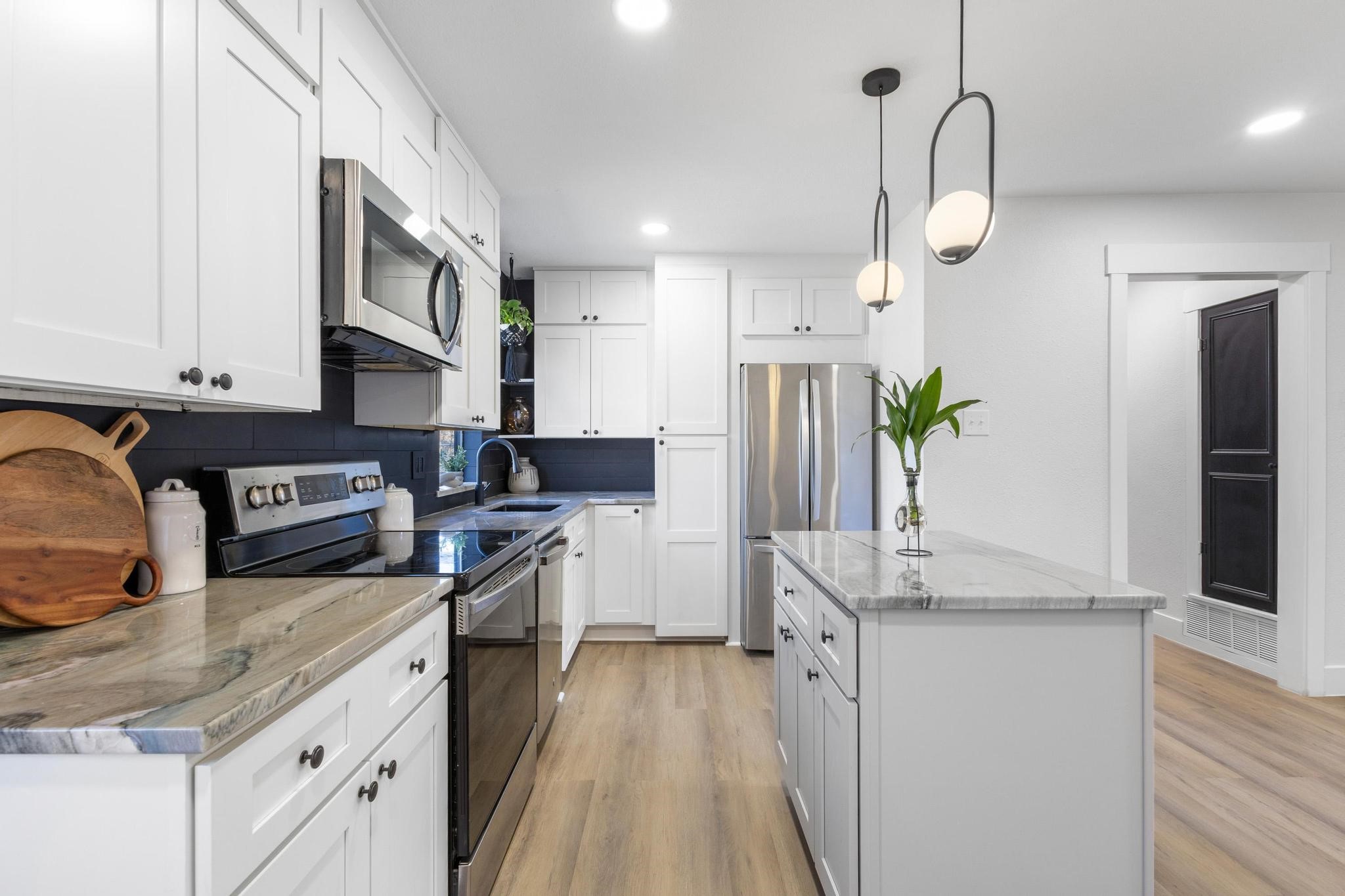 423 E Washington Street