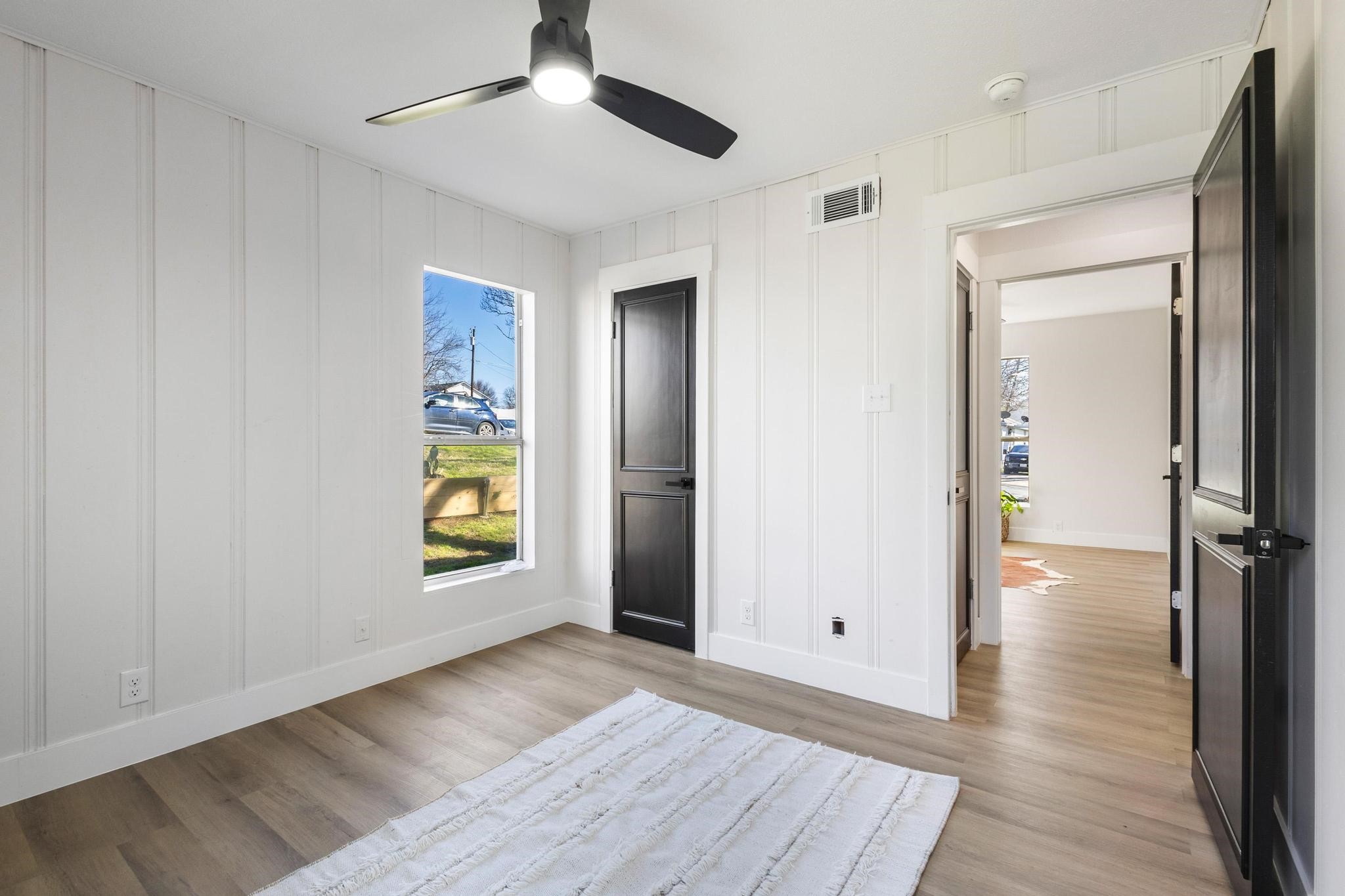 423 E Washington Street