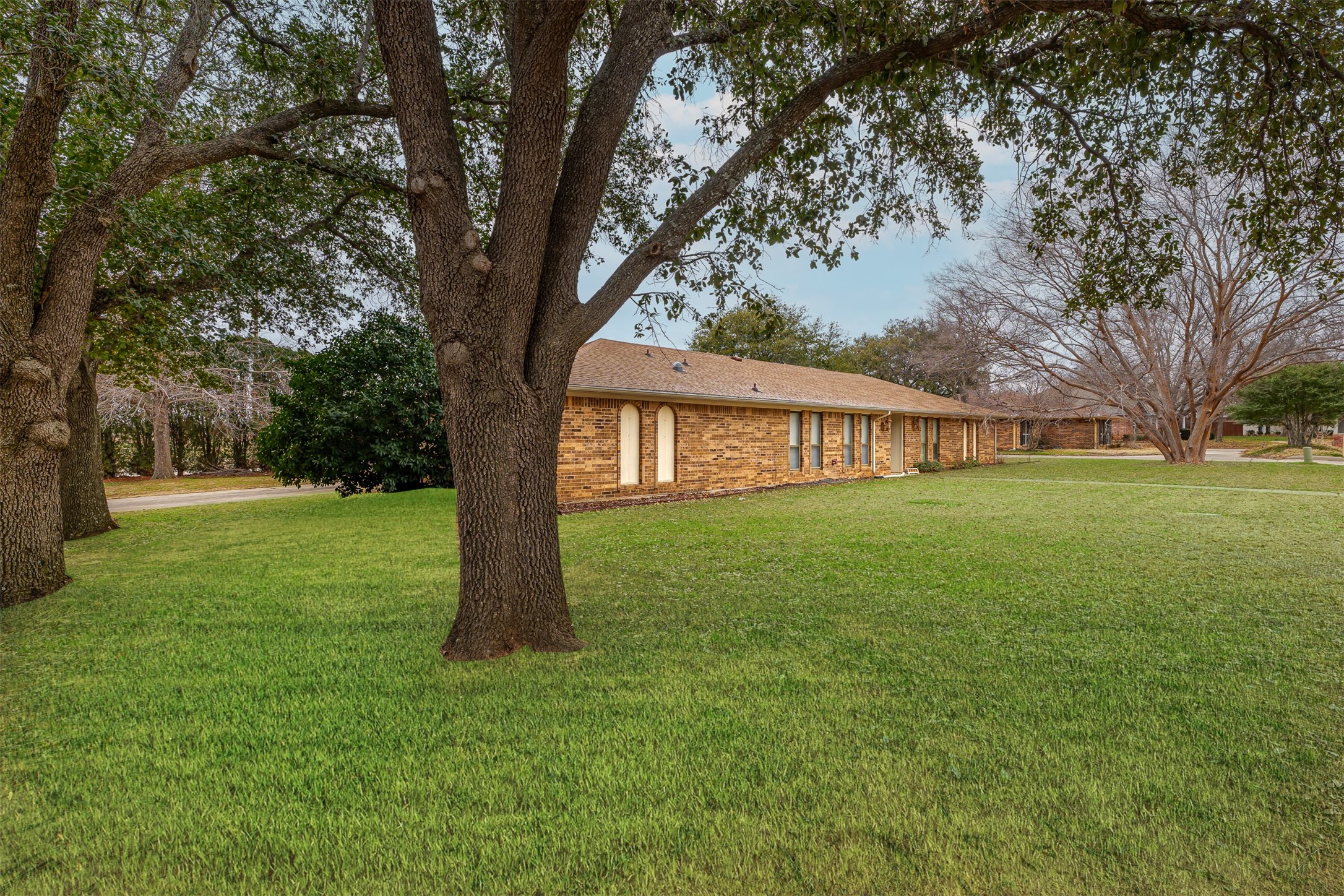 2001 Pembrooke Place