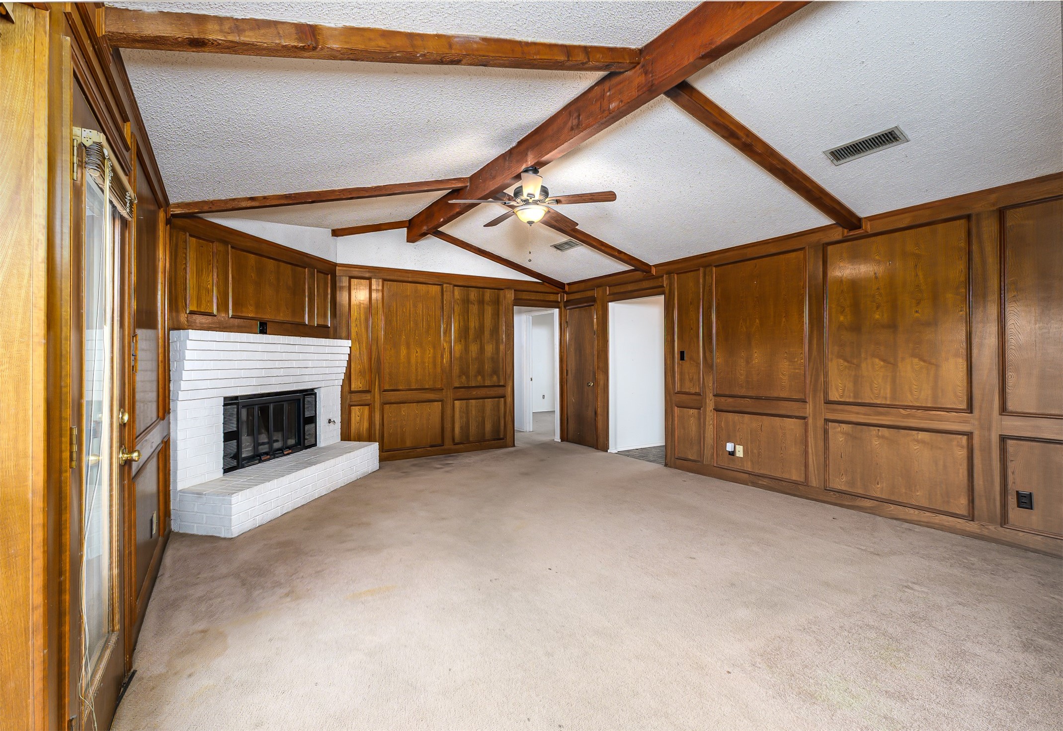 2001 Pembrooke Place