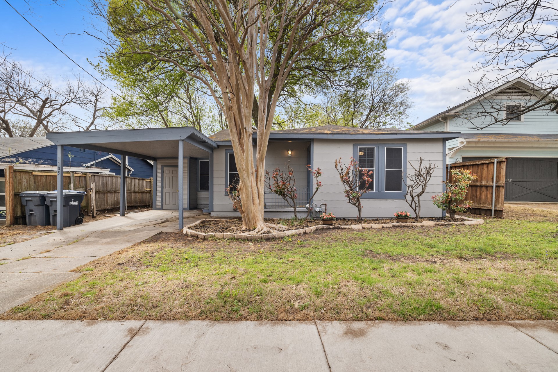 1105 W Virginia Street