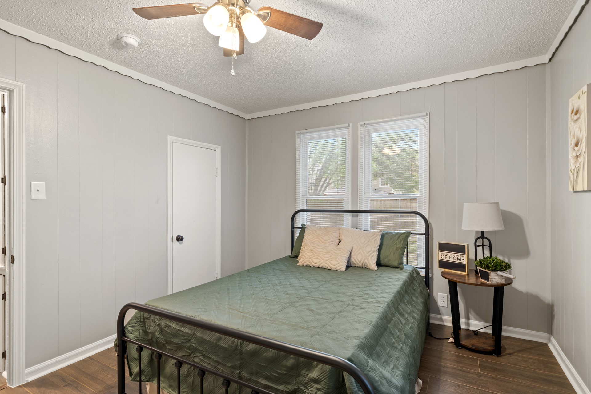 1105 W Virginia Street