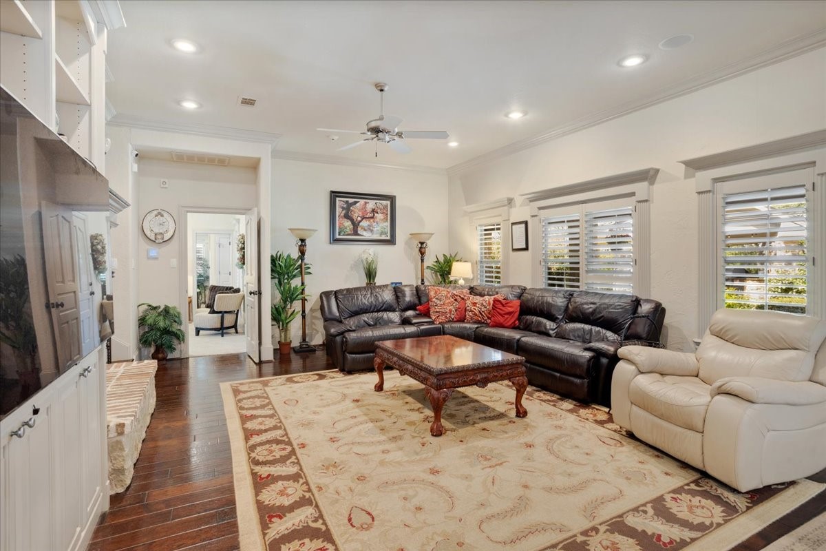 3001 Canyon Creek Drive