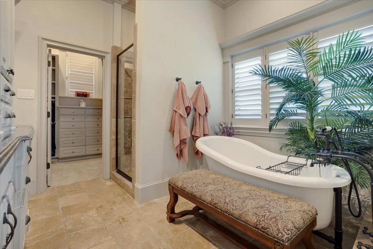 3001 Canyon Creek Drive