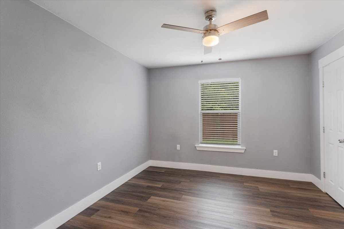 3015 S Fannin Avenue