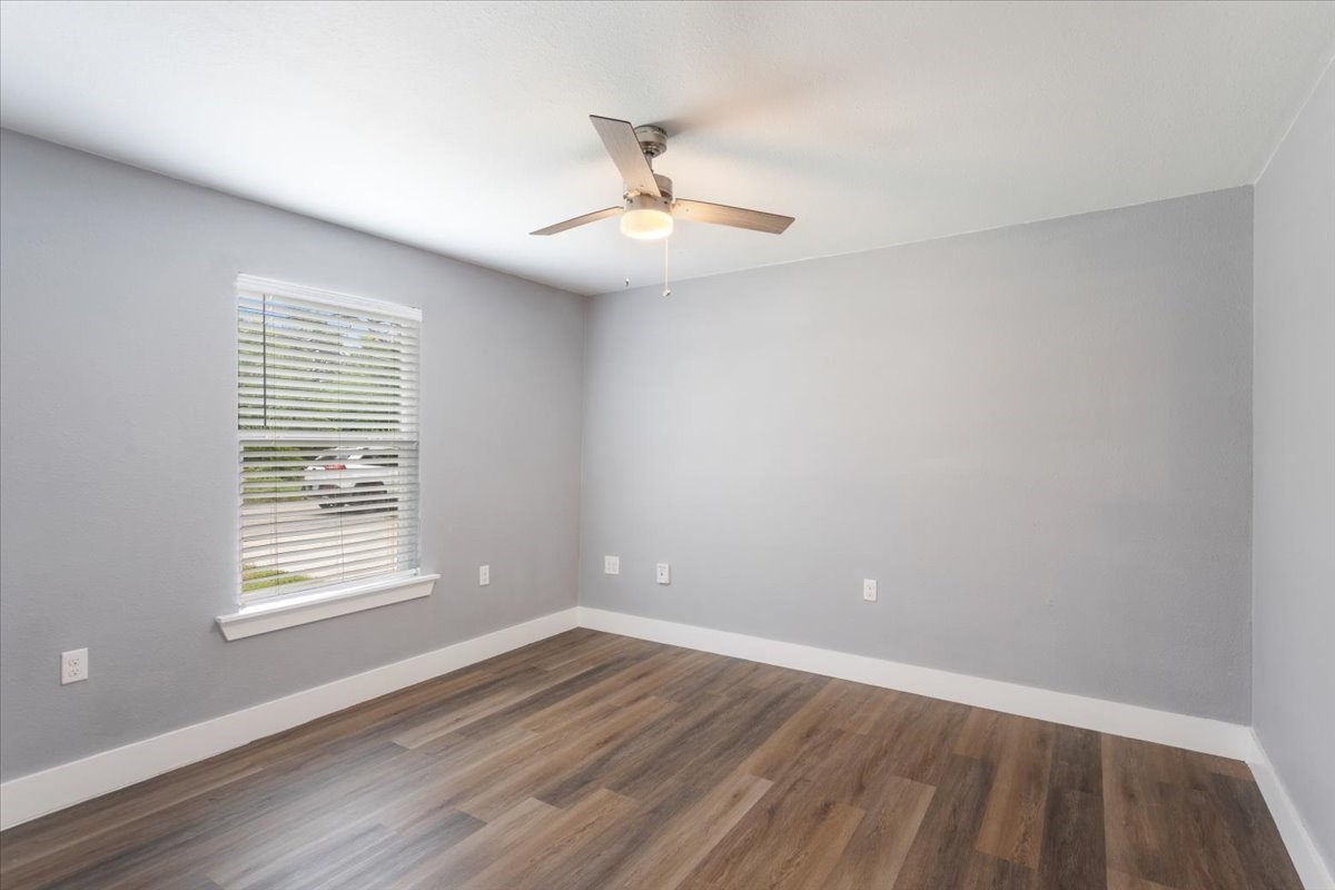 3015 S Fannin Avenue