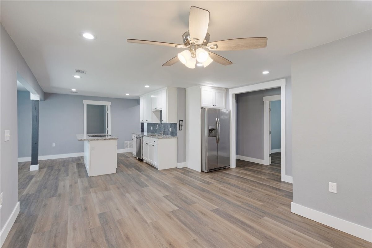 3015 S Fannin Avenue