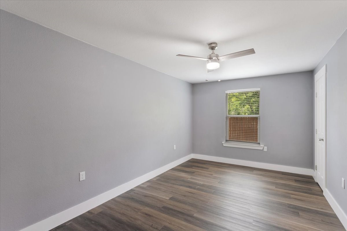 3015 S Fannin Avenue