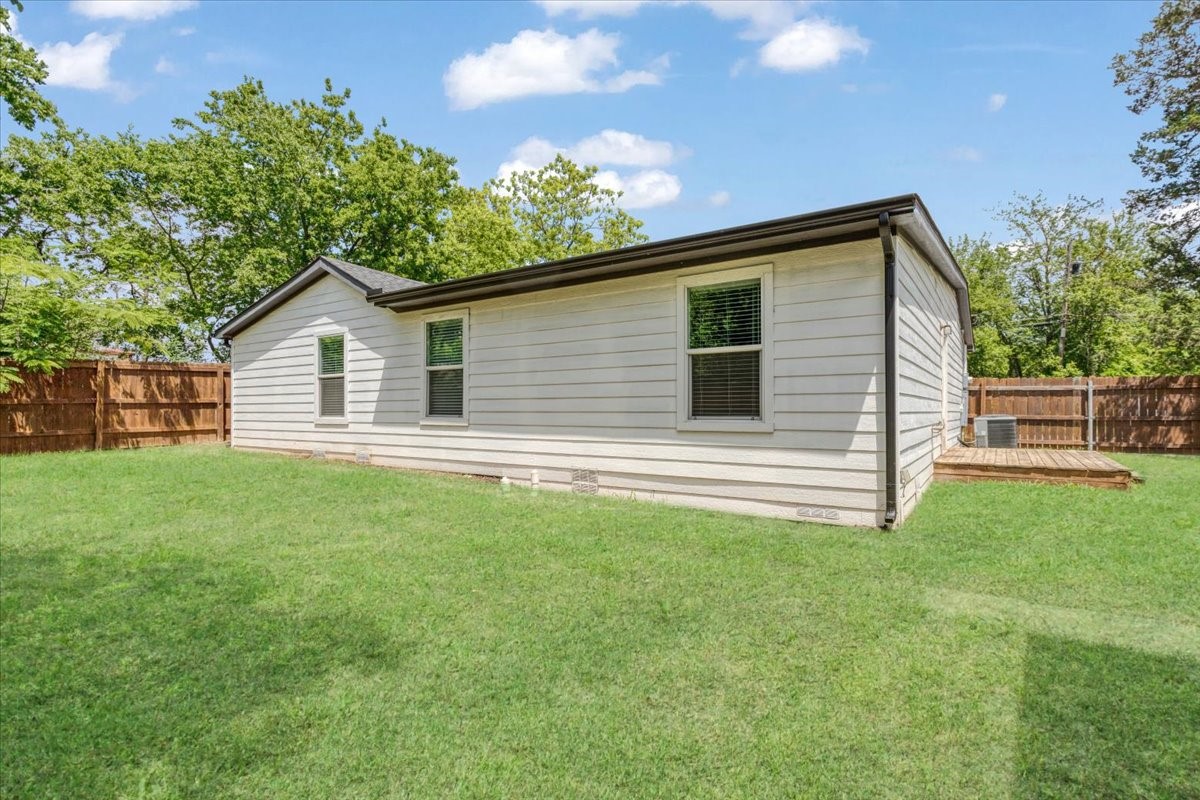 3015 S Fannin Avenue