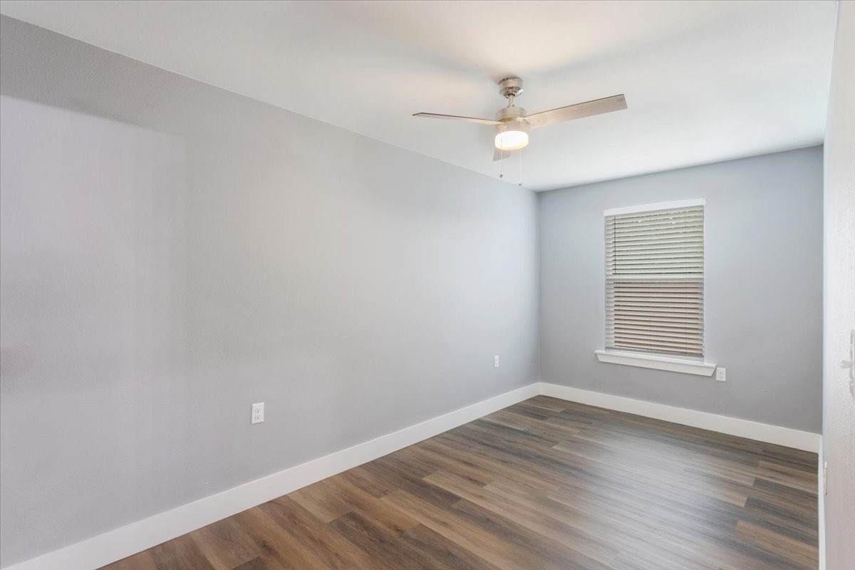 3015 S Fannin Avenue