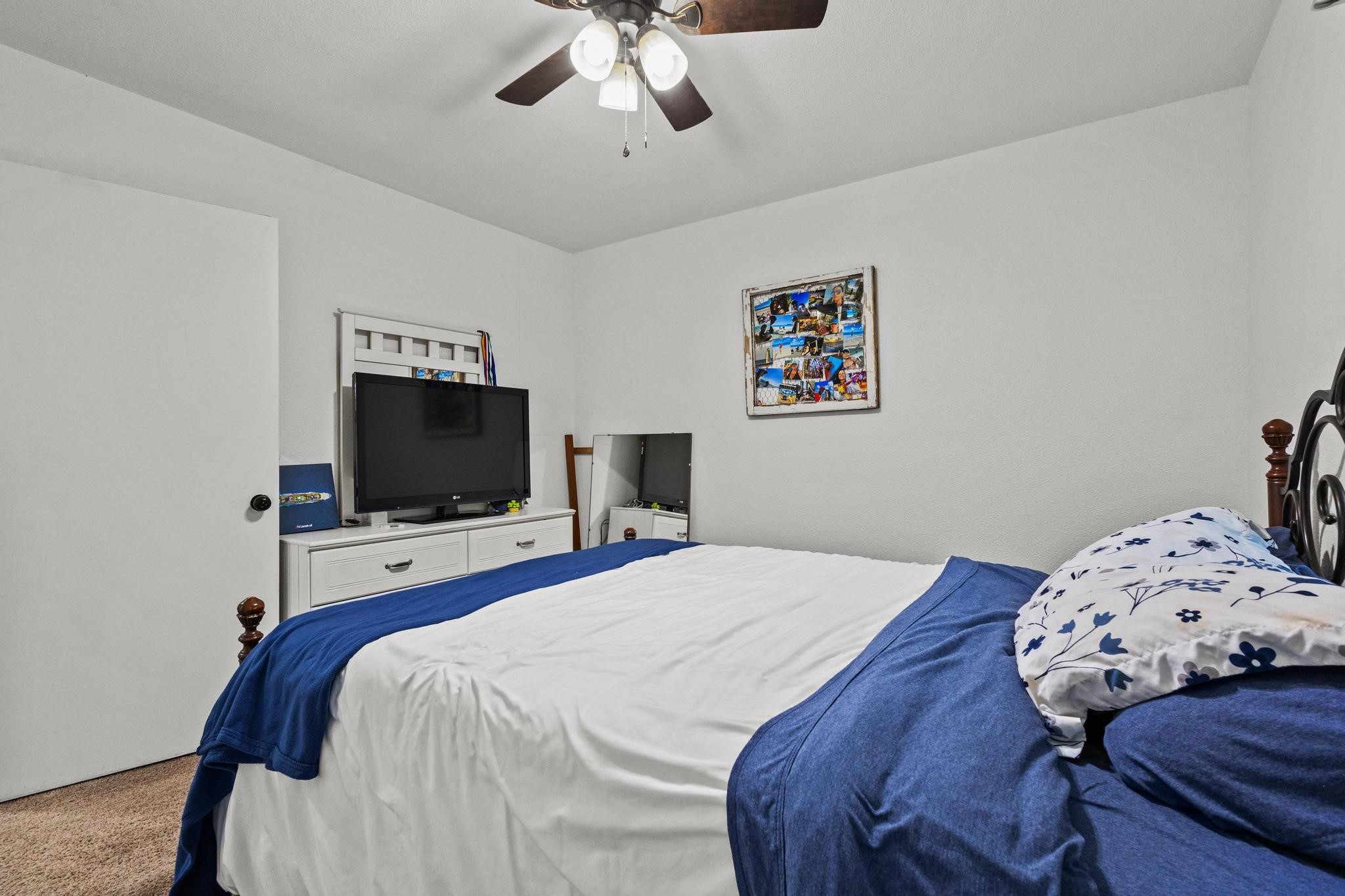 1807 W Belden Street