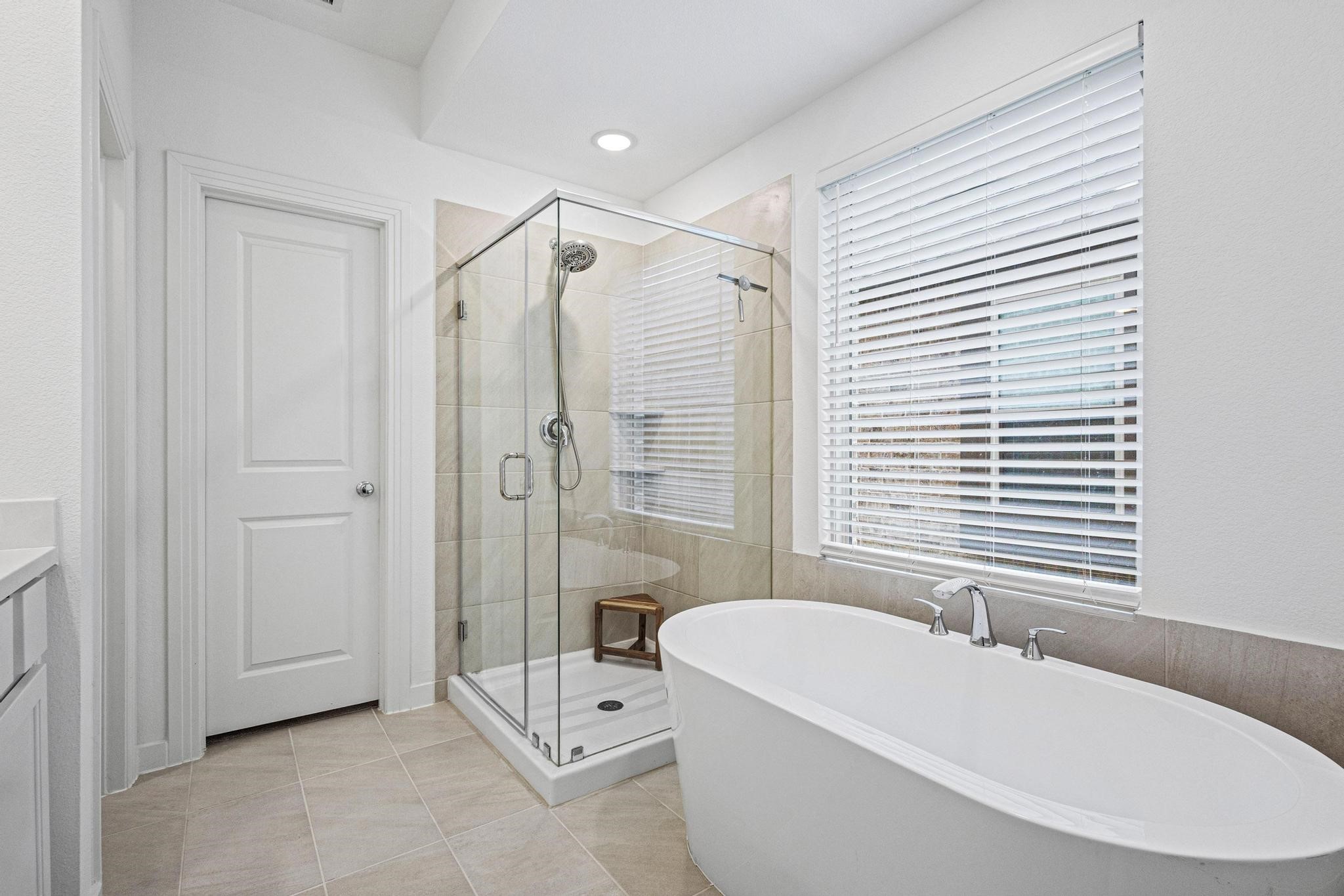 3952 Oak Creek Circle