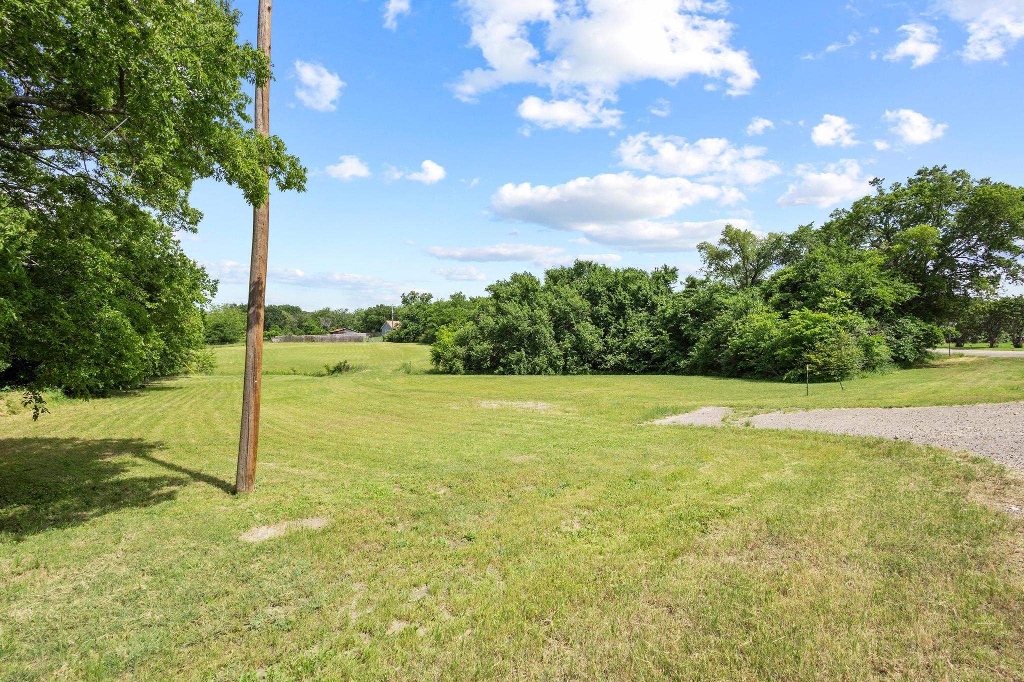 1462 Pettit Parkway