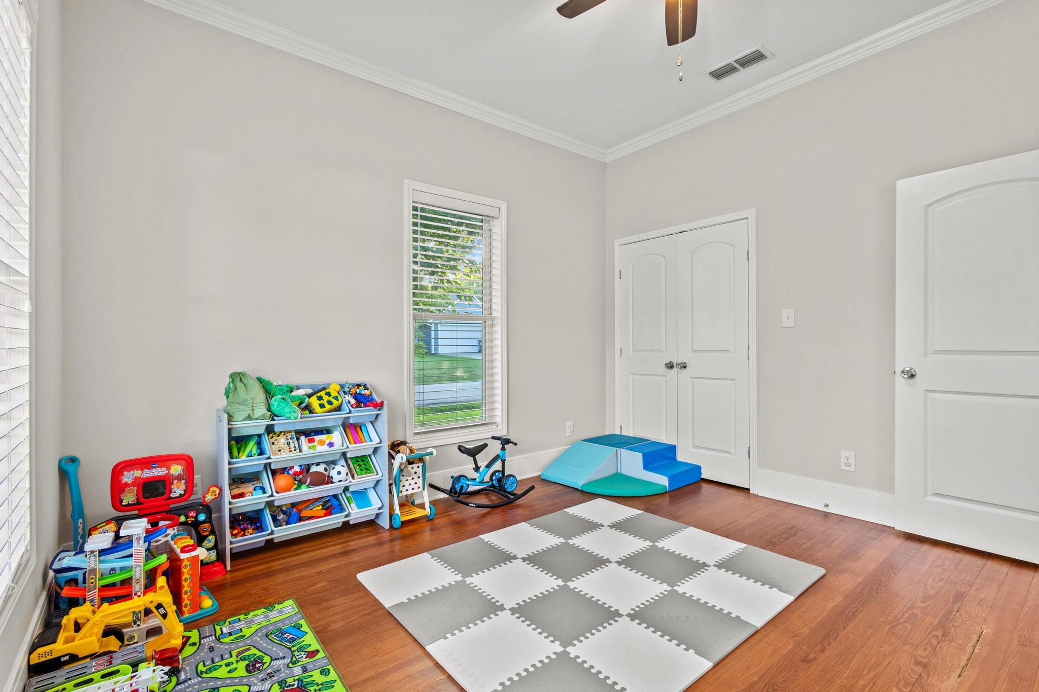 300 E Liberty Street