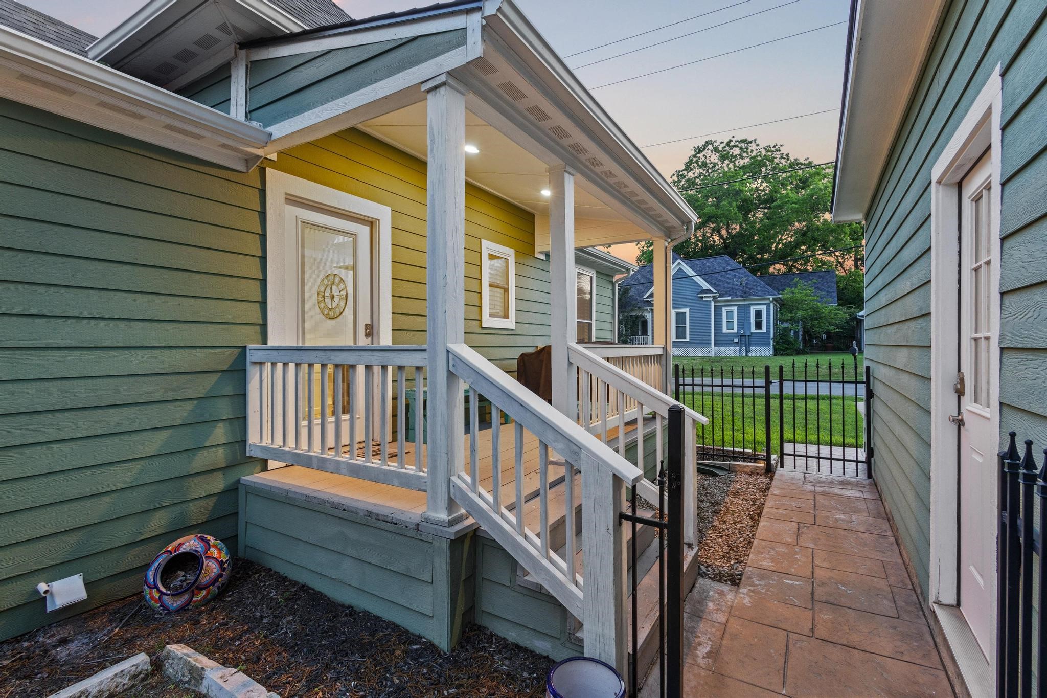 300 E Liberty Street